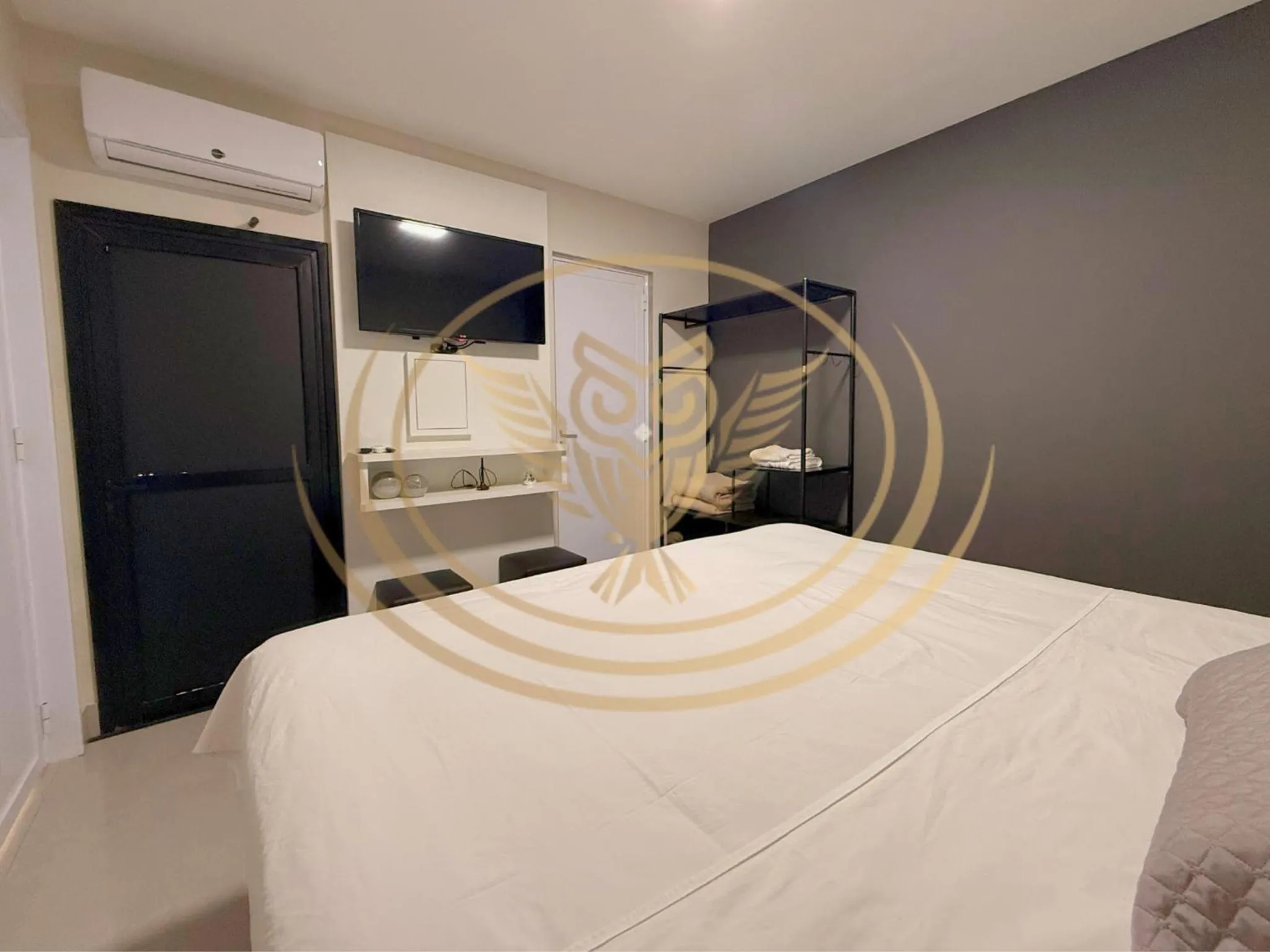 Bed in Coruja Imob - Flat Crystal Place