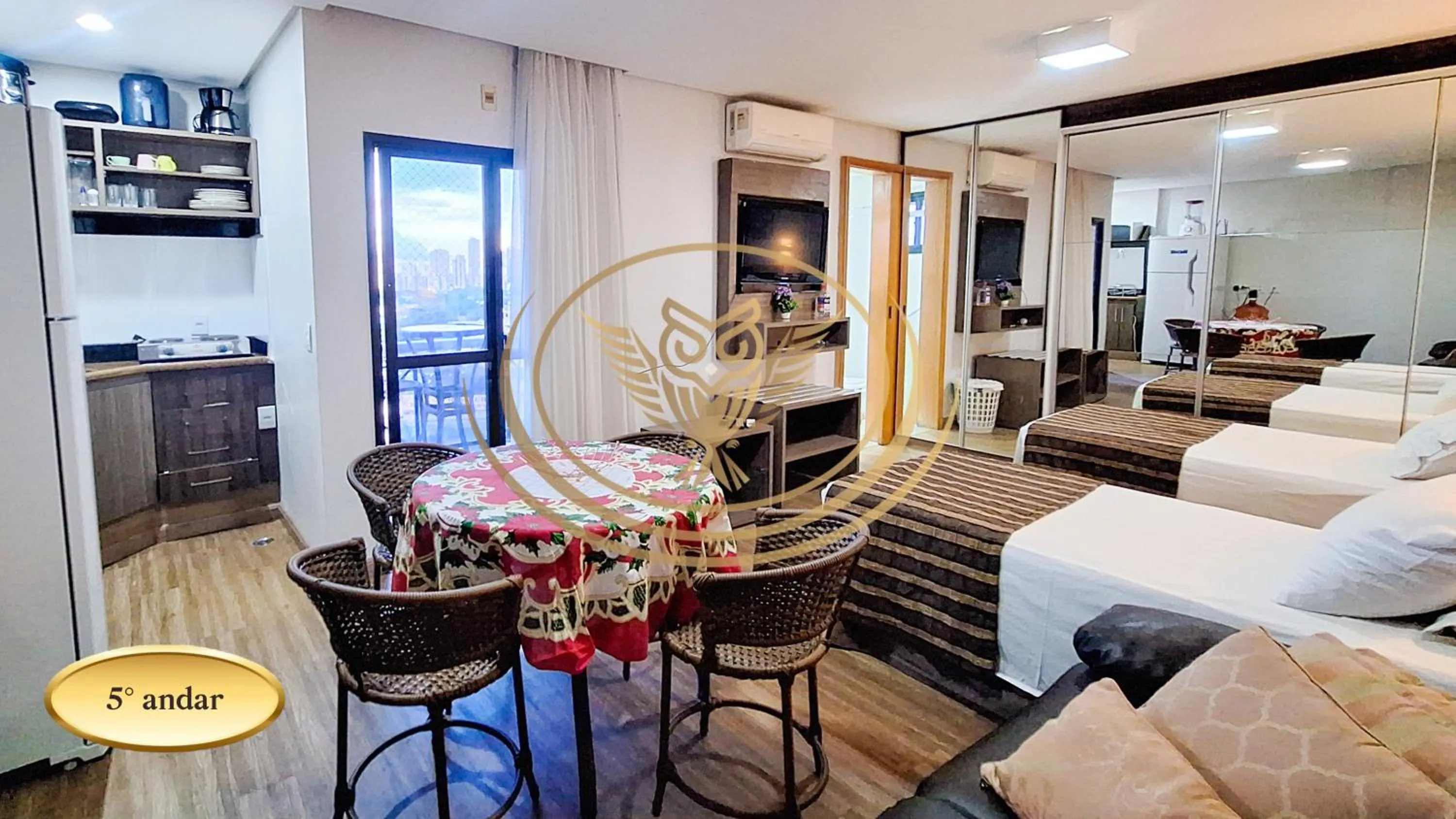 Kitchen or kitchenette, Bed in Coruja Imob - Flat Crystal Place