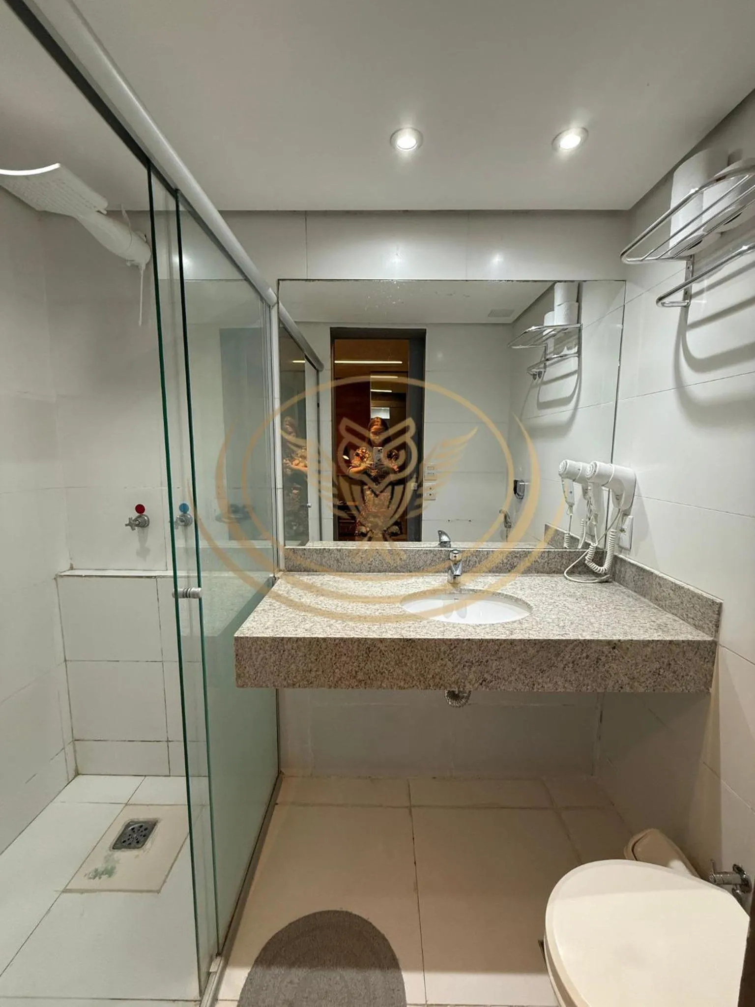 Shower in Coruja Imob - Flat Crystal Place