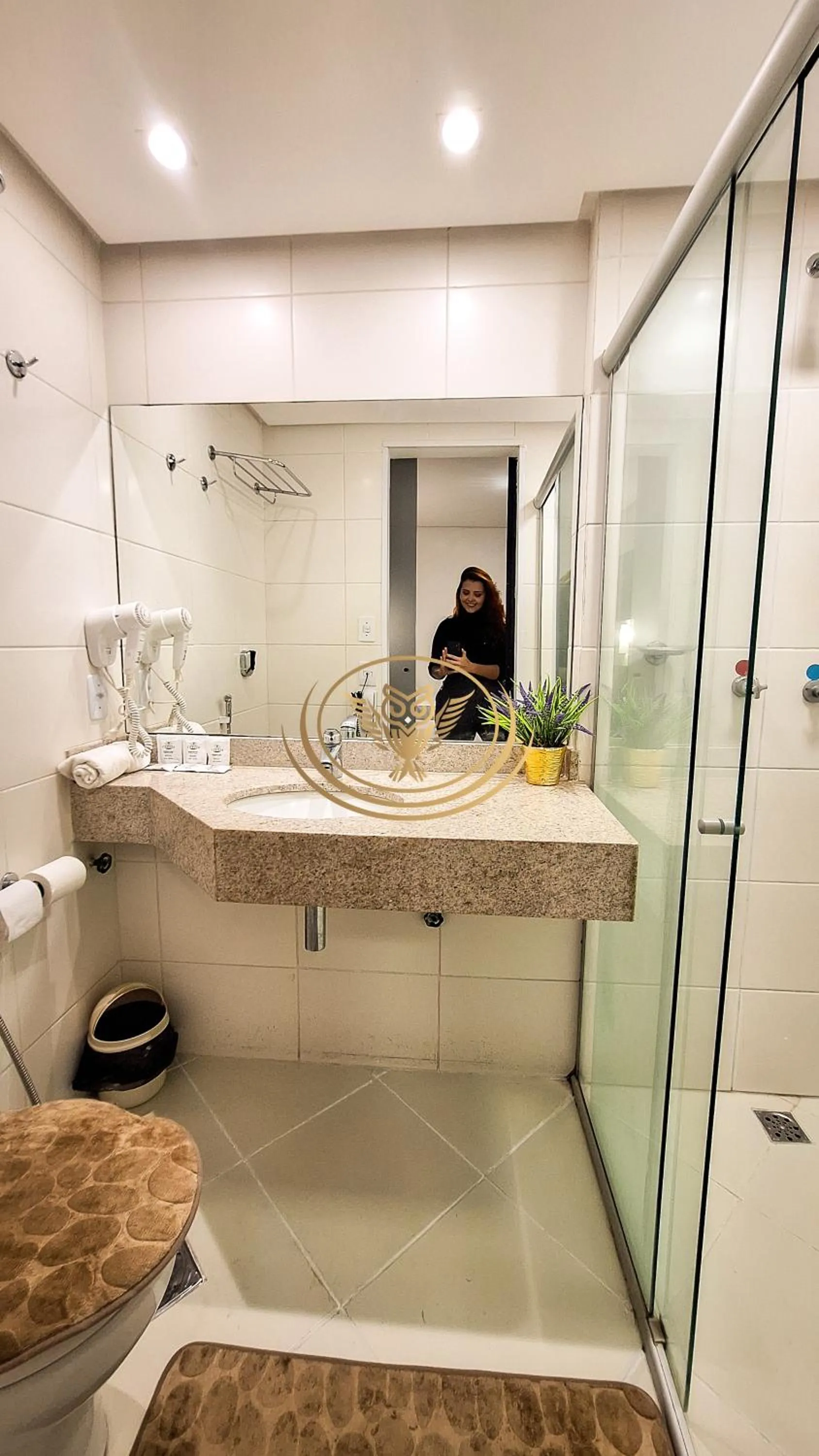 Shower in Coruja Imob - Flat Crystal Place