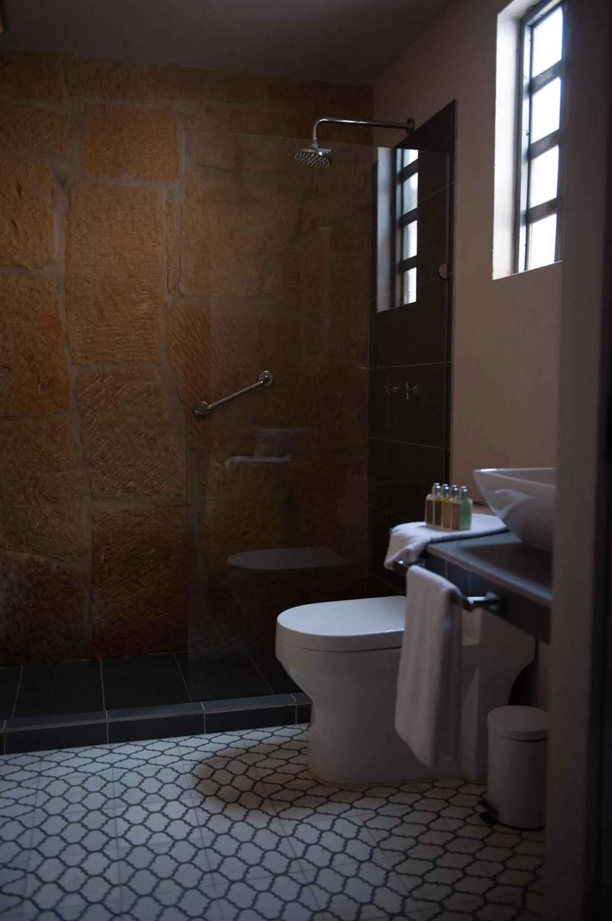 Day, Bathroom in Hotel MasClara