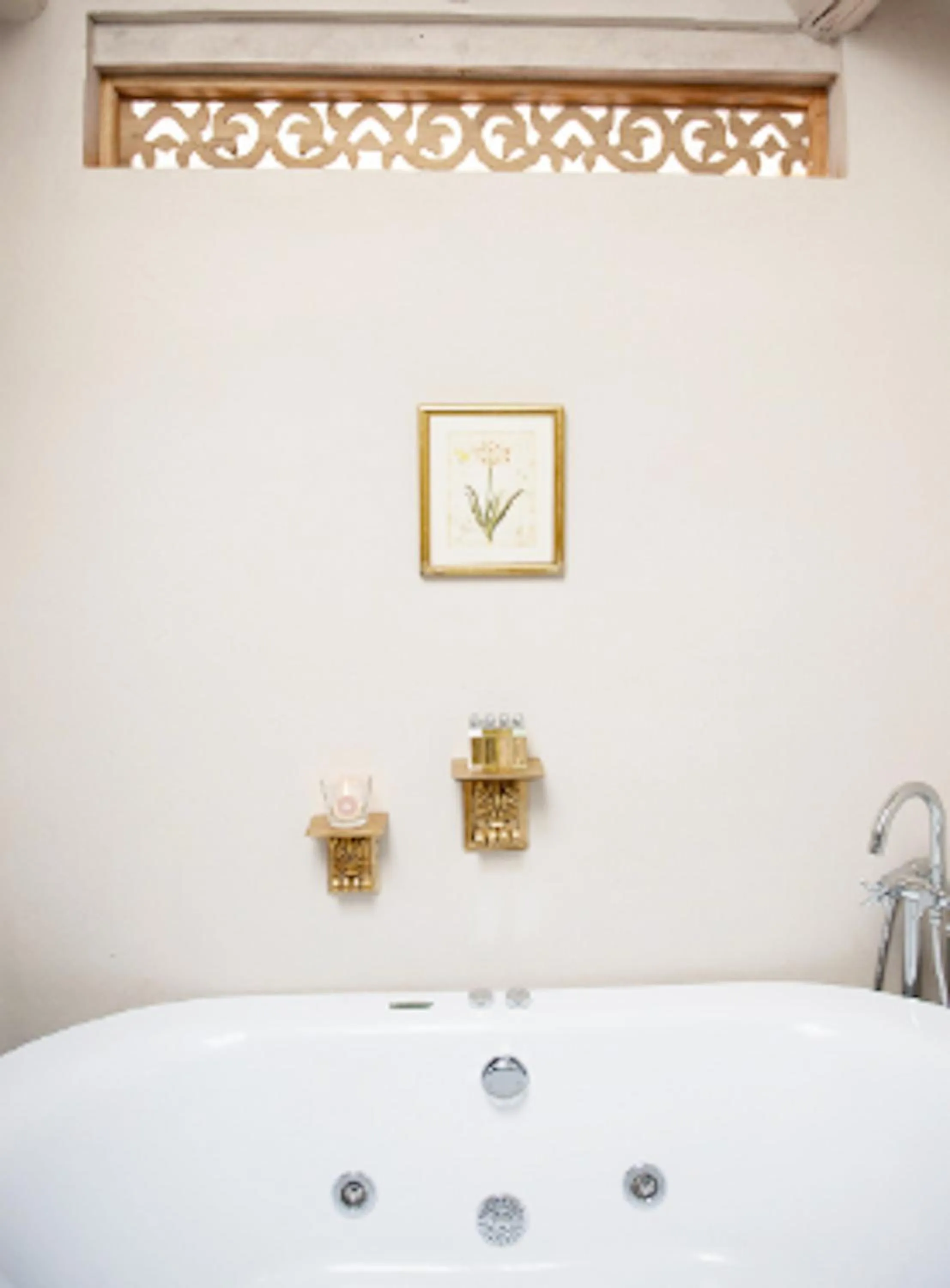 Day, Bathroom in Hotel MasClara