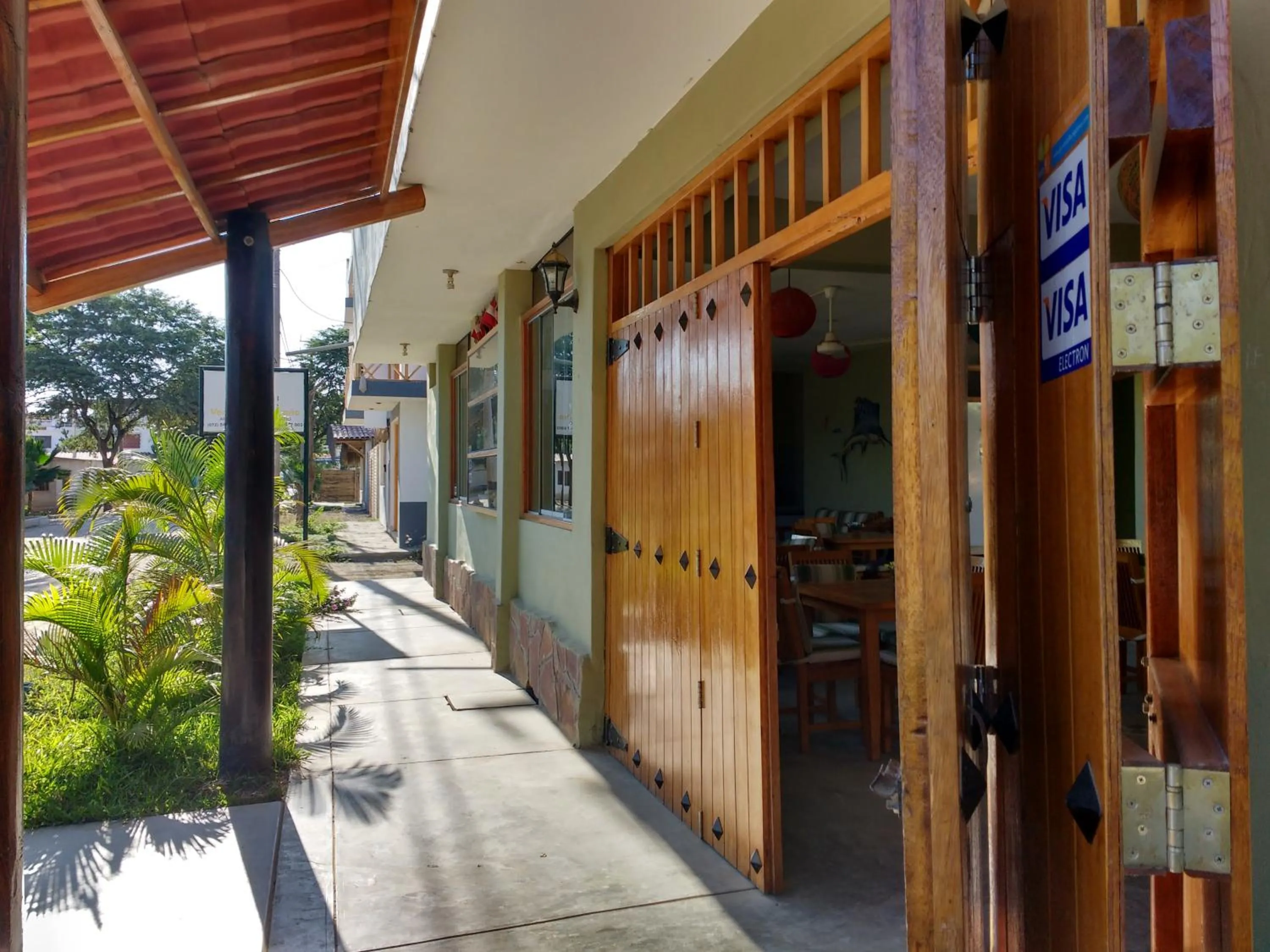 Facade/entrance in Punta Sal Bungalows
