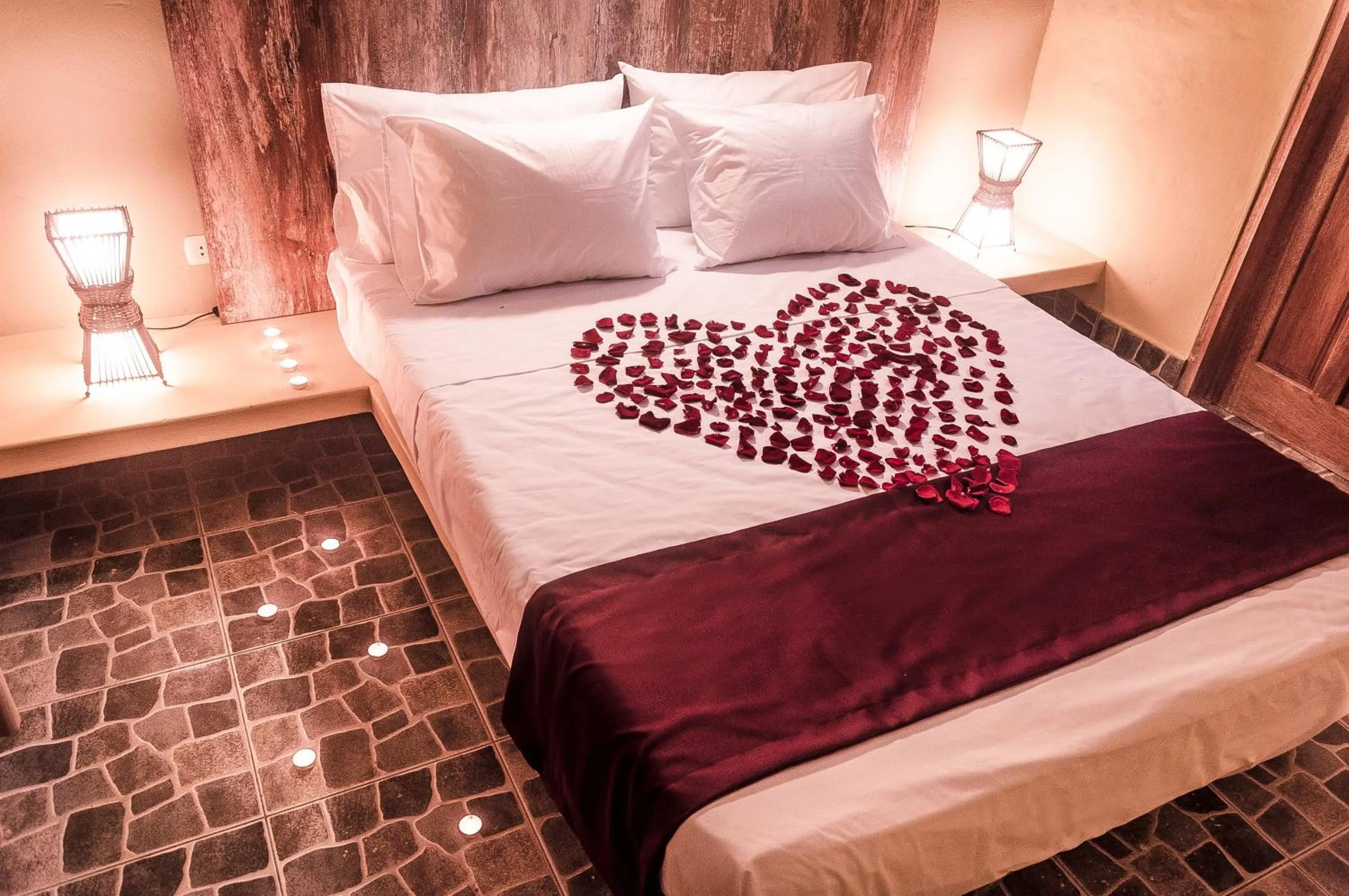 Decorative detail, Bed in Punta Sal Bungalows