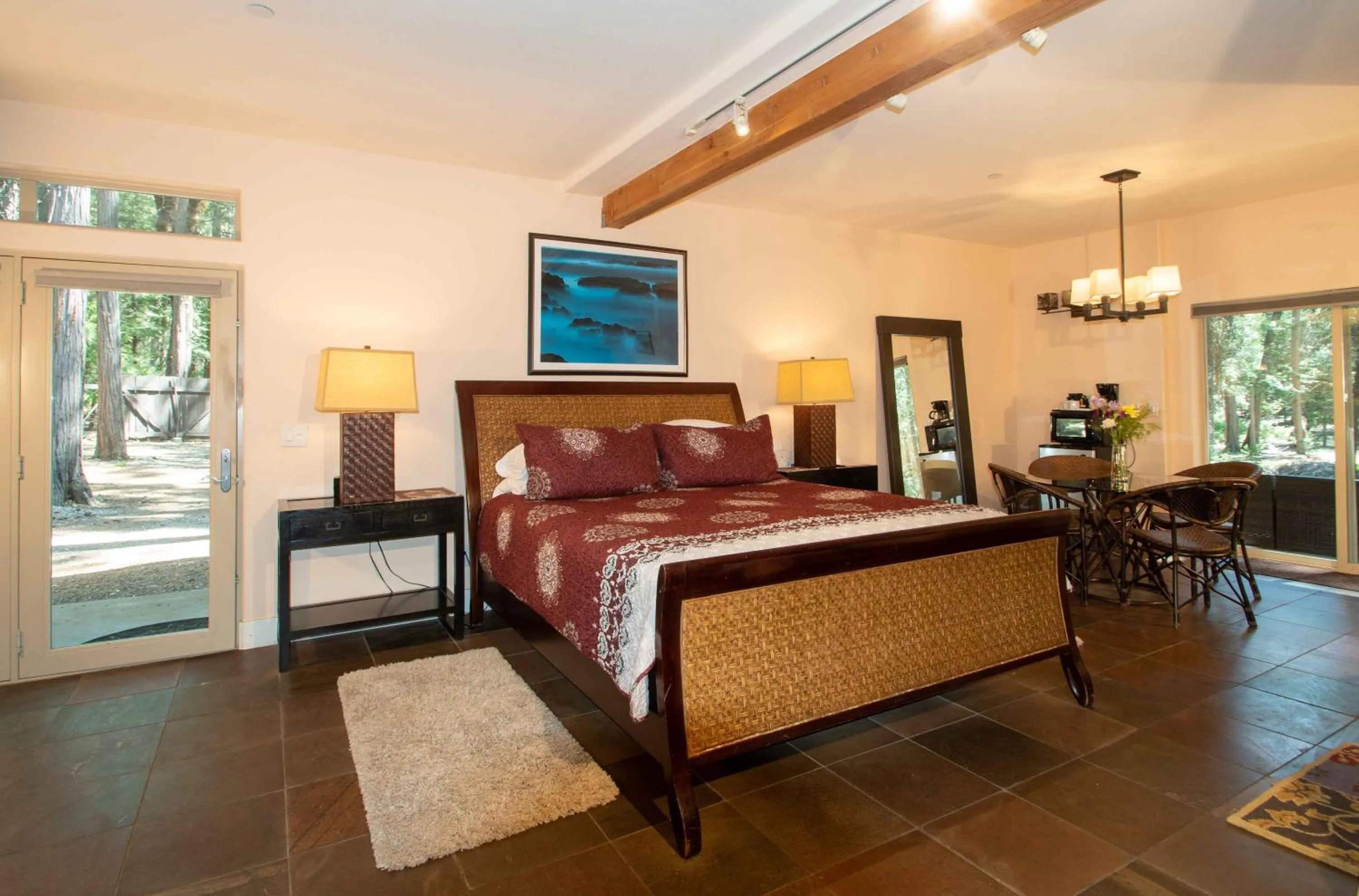 Bed in Harmony Ridge Lodge