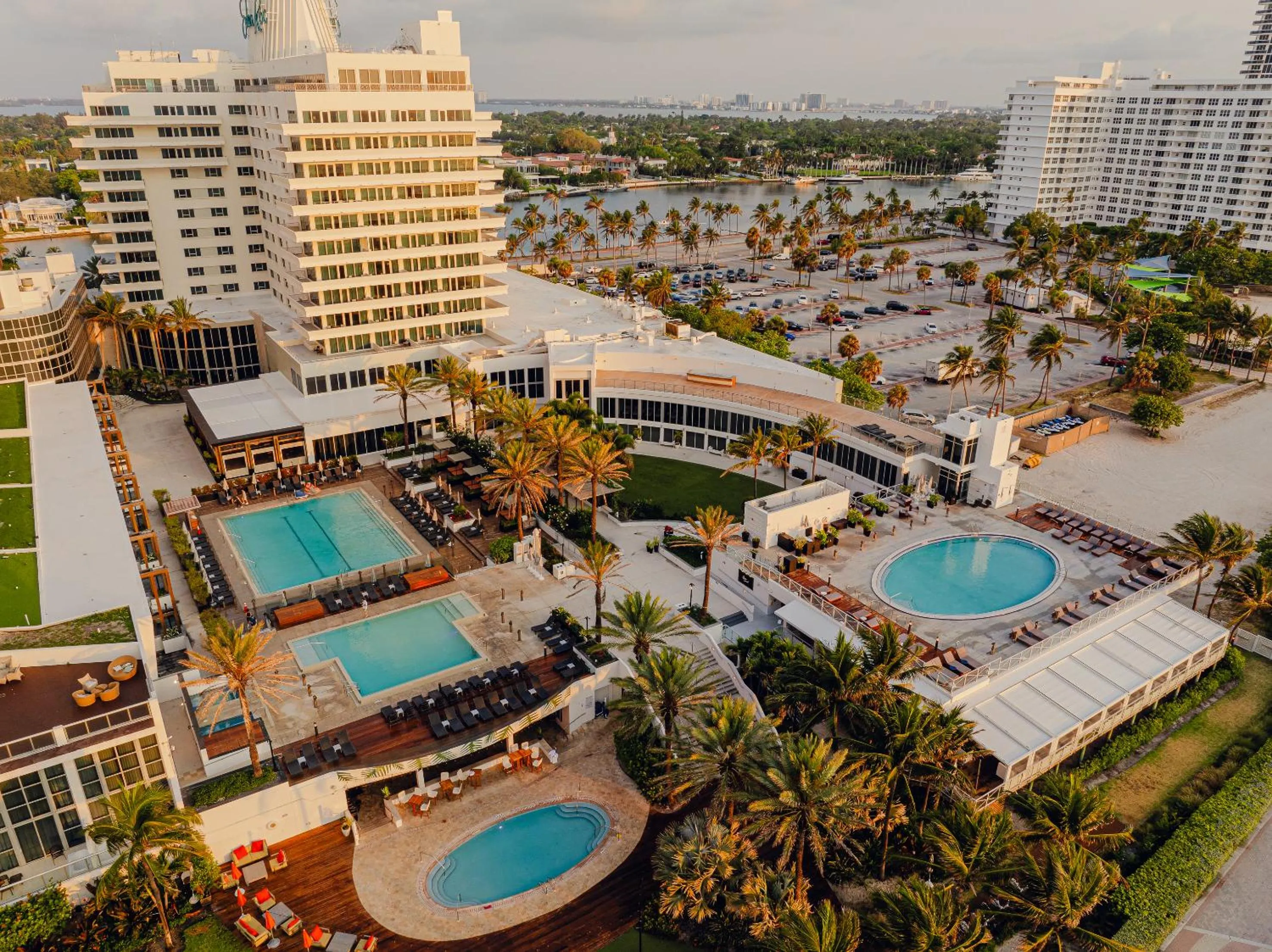 Property building in Nobu Hotel Miami Beach