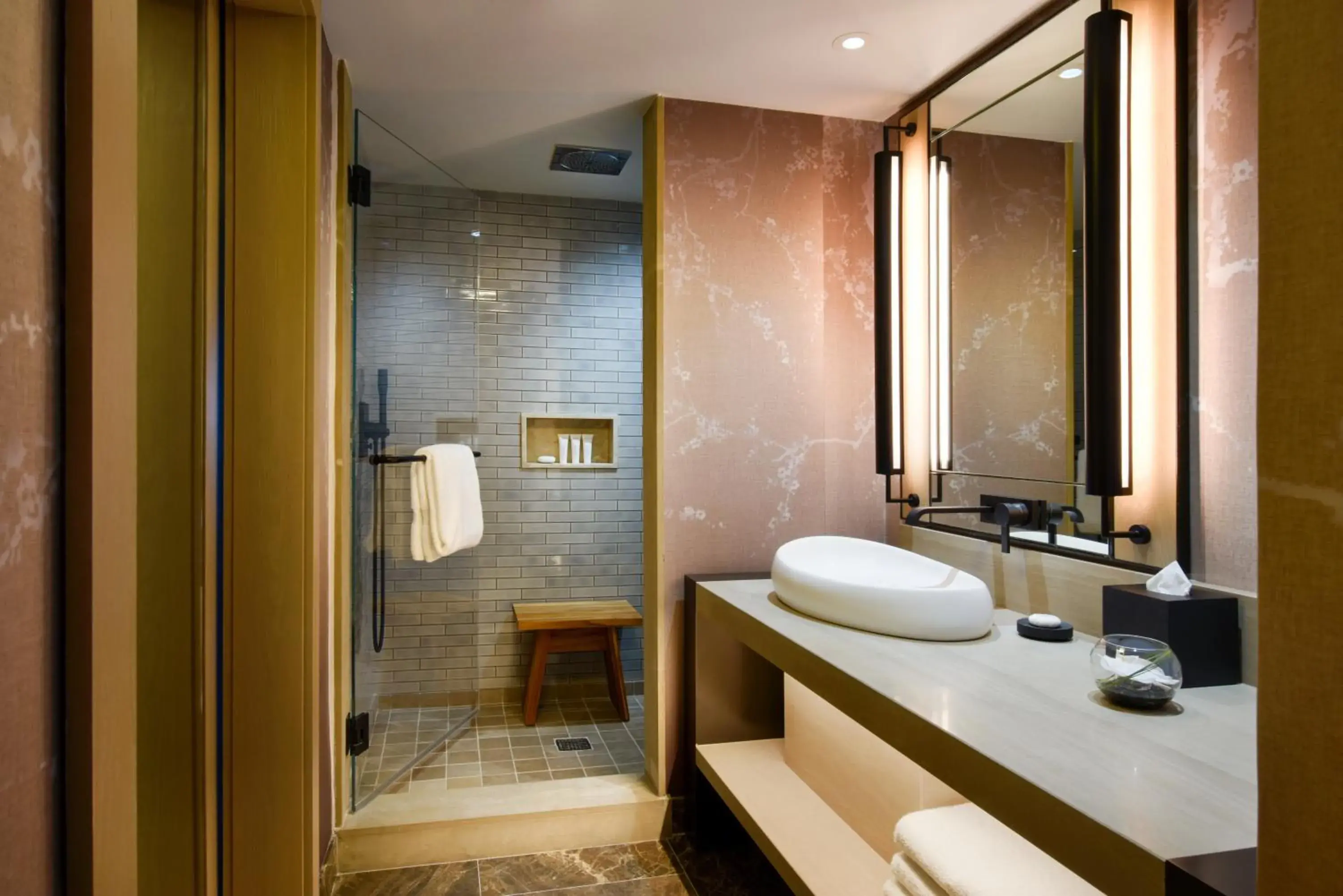 Junior Suite King Bed - Bay View in Nobu Hotel Miami Beach Junior Suite King Bed - Bay View in Nobu Hotel Miami Beach