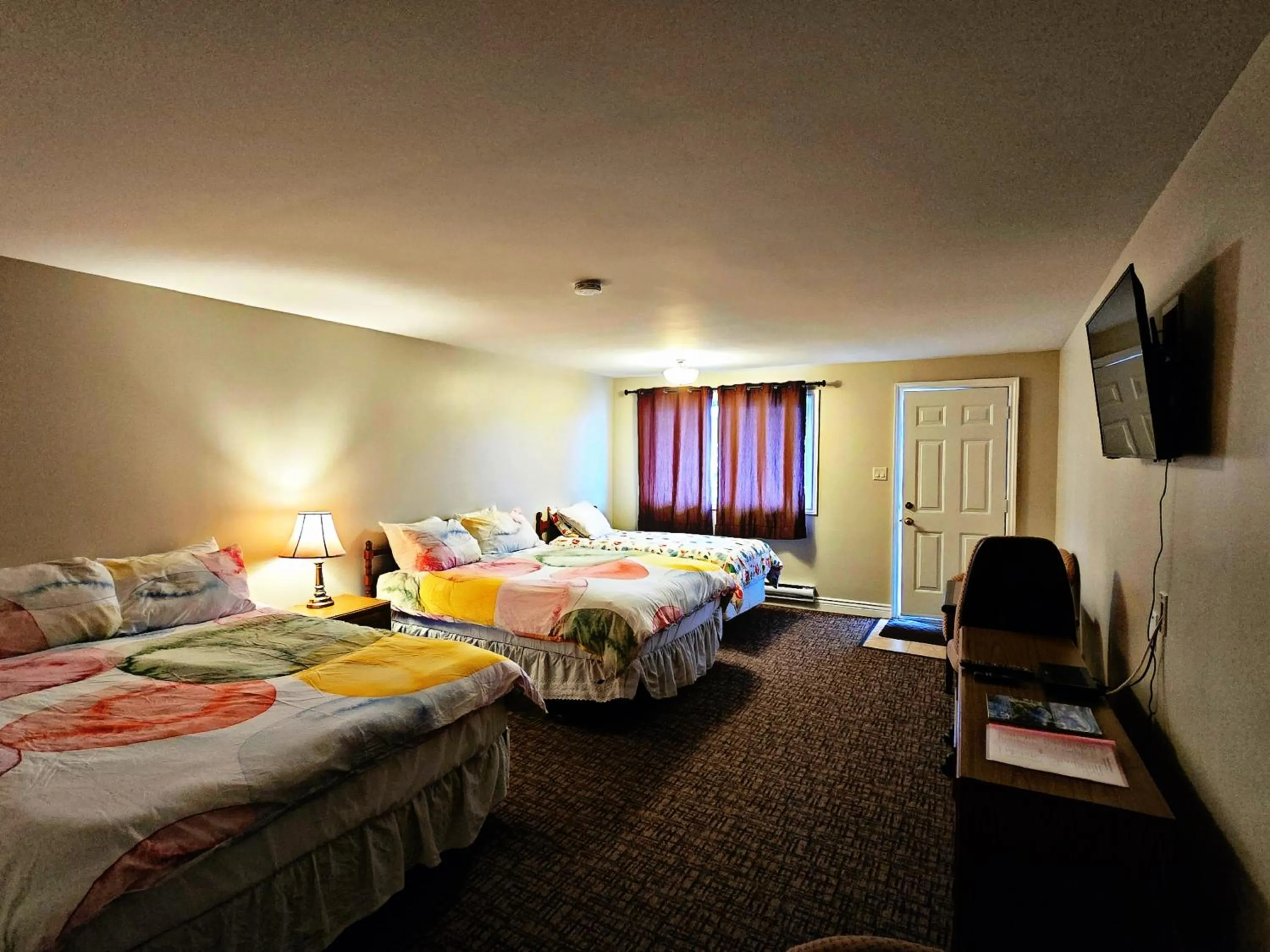 Family, Bed in Fundy Line Motel