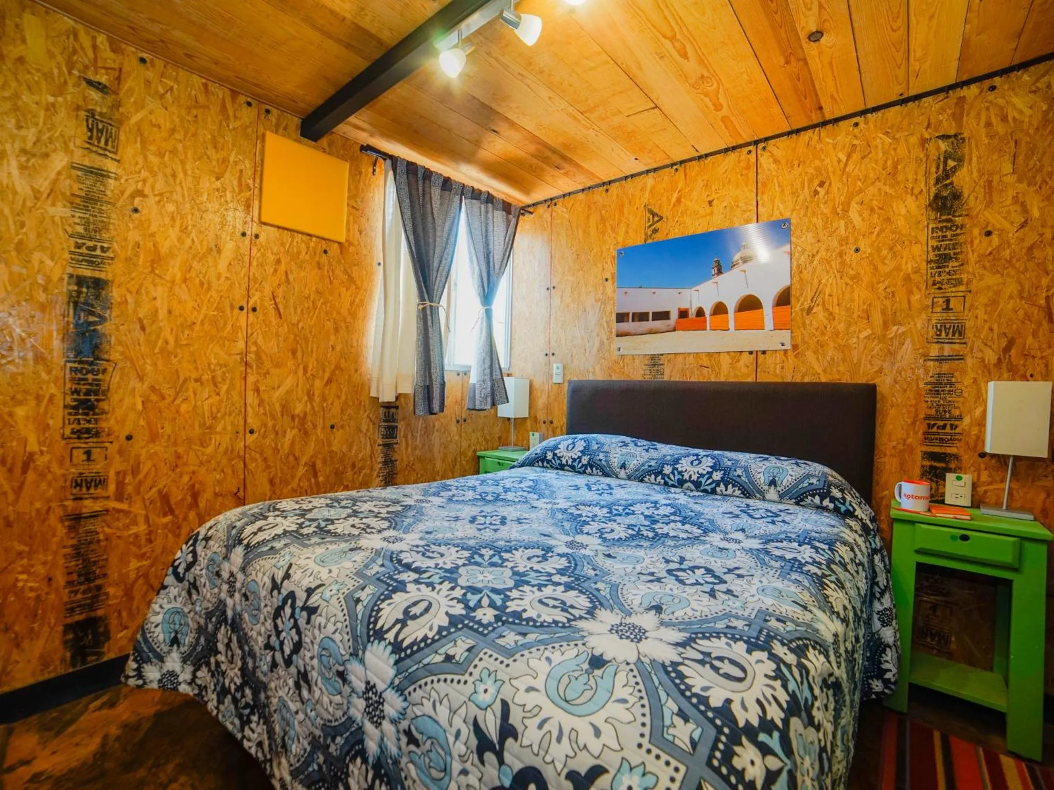 Bedroom in Mesa Verde by Rotamundos