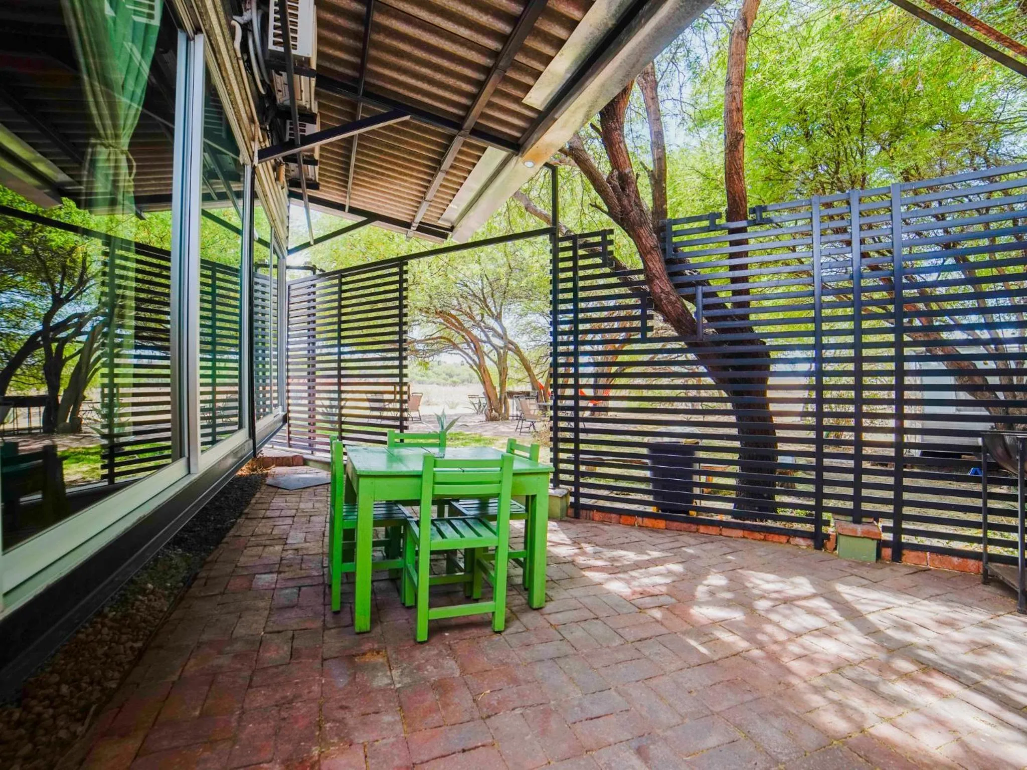 Patio in Mesa Verde by Rotamundos