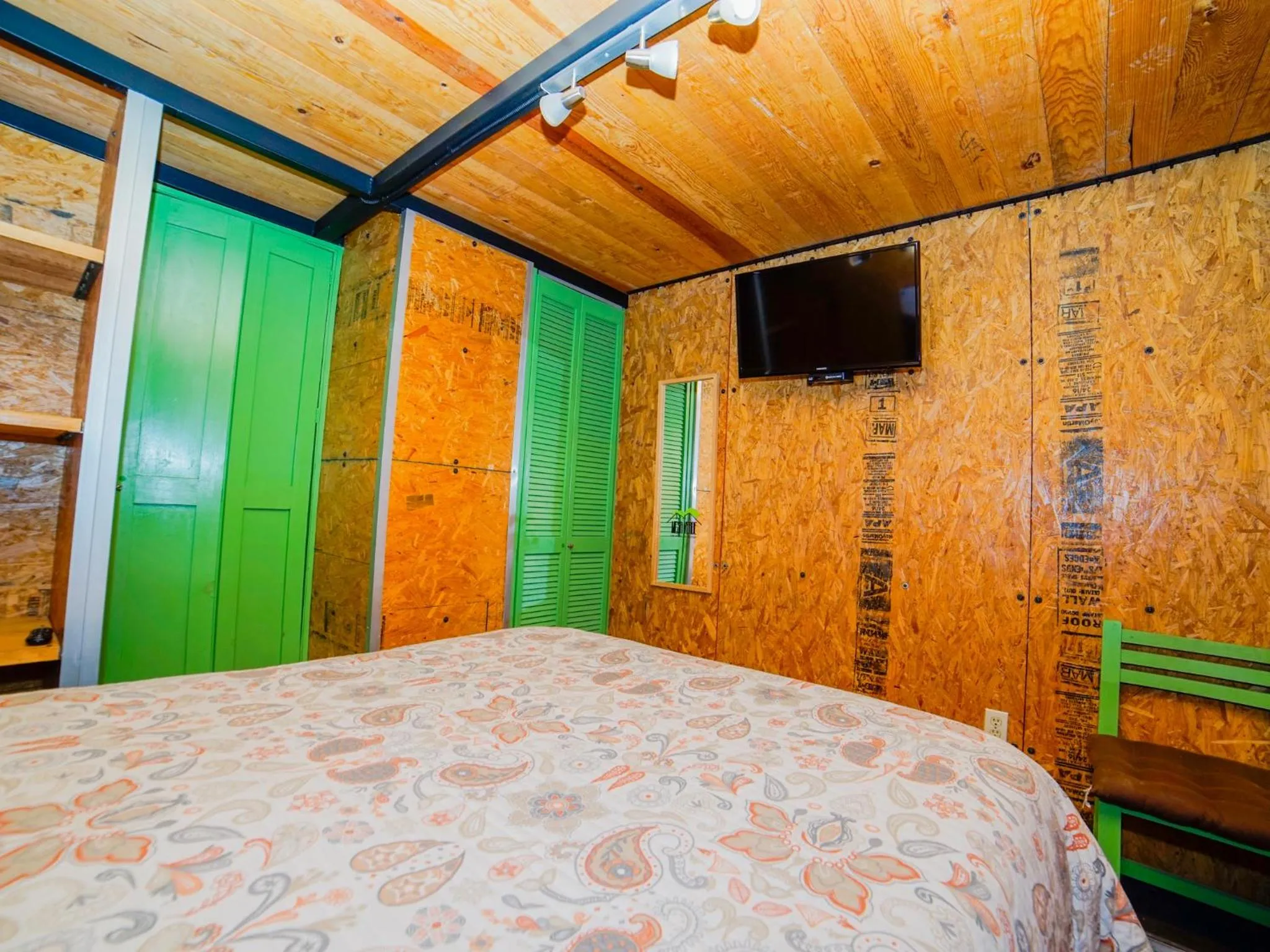 Bed in Mesa Verde by Rotamundos