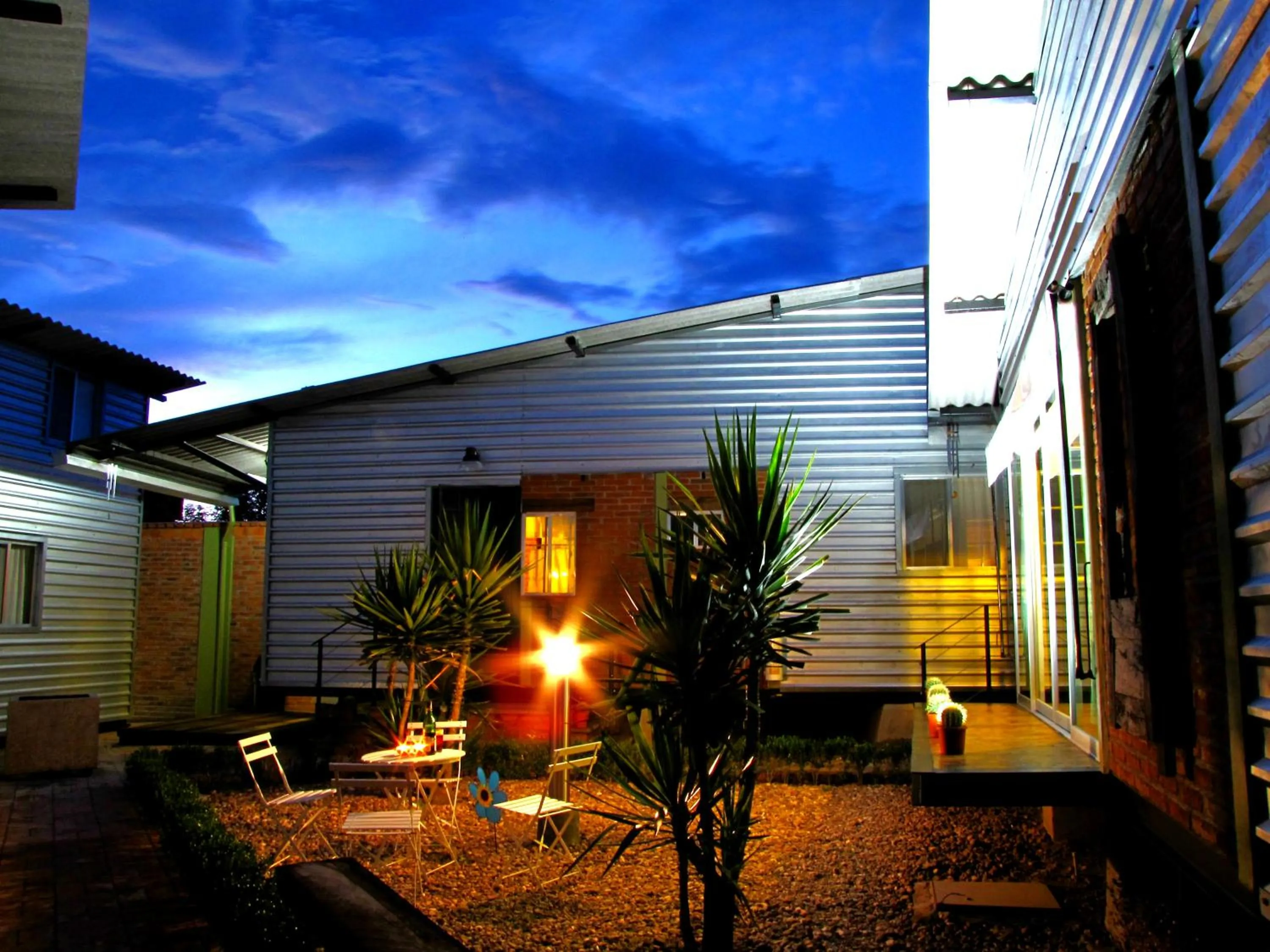 Garden in Mesa Verde by Rotamundos