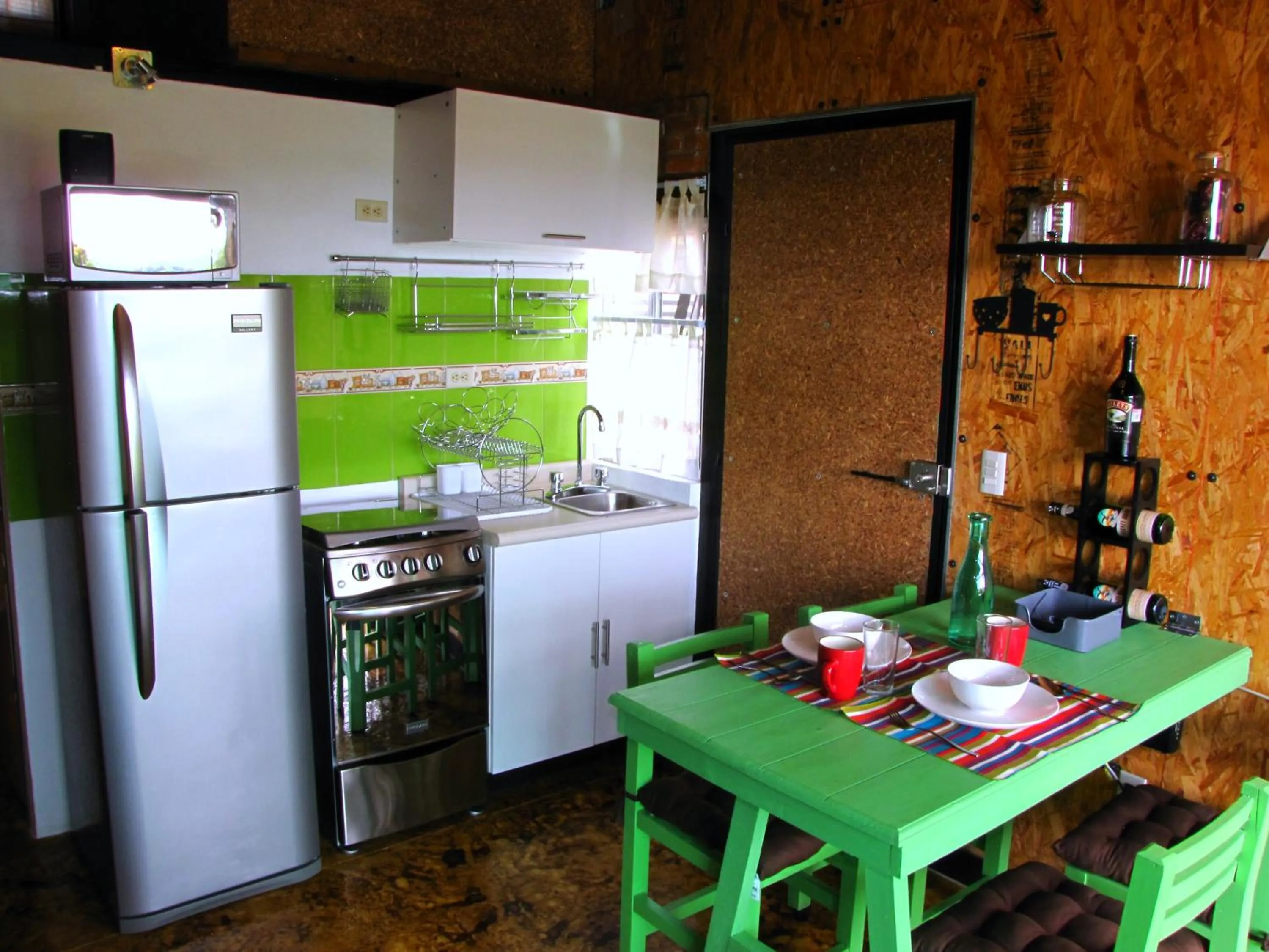 kitchen in Mesa Verde by Rotamundos