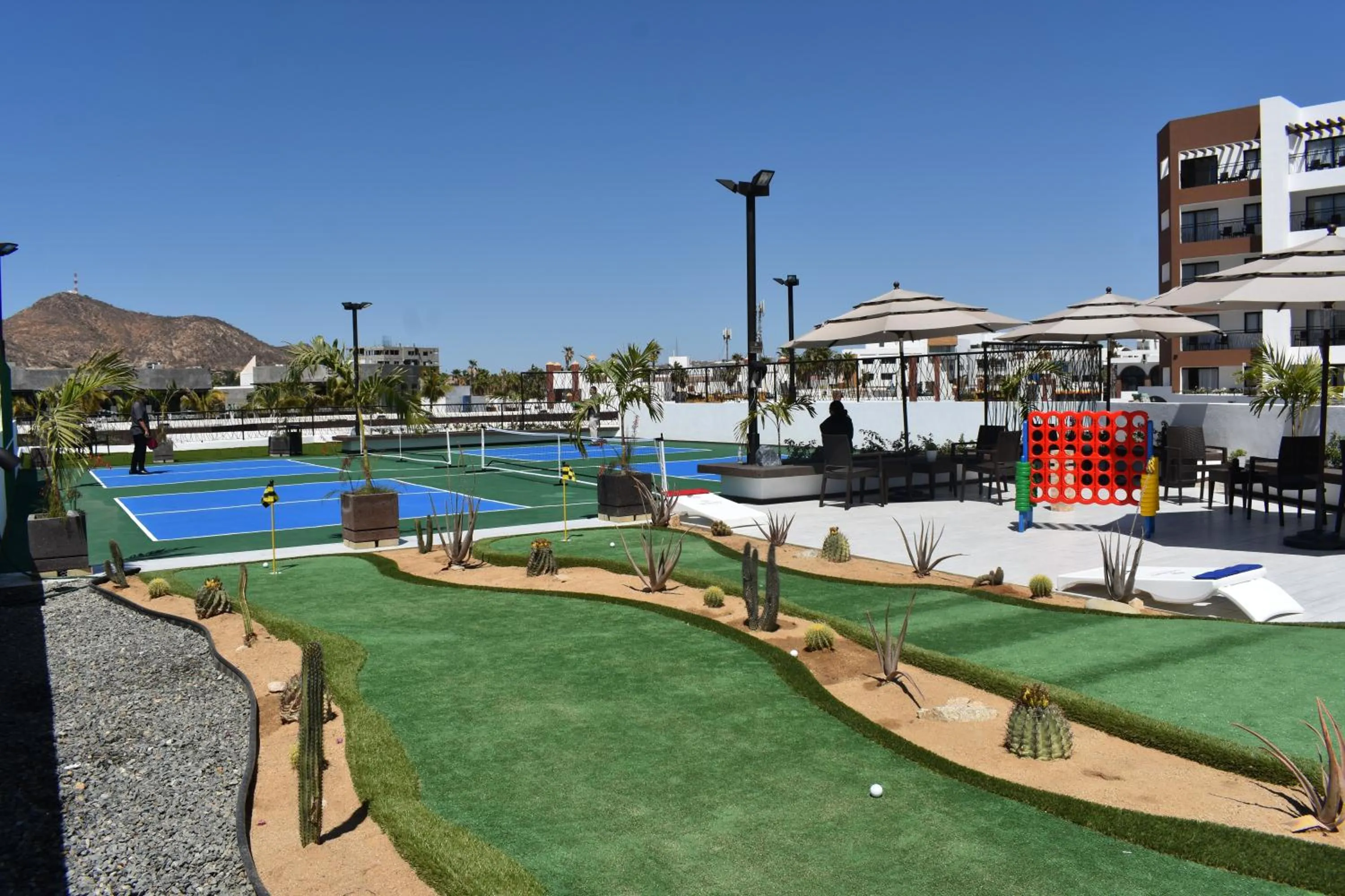 Minigolf in Medano Hotel and Spa