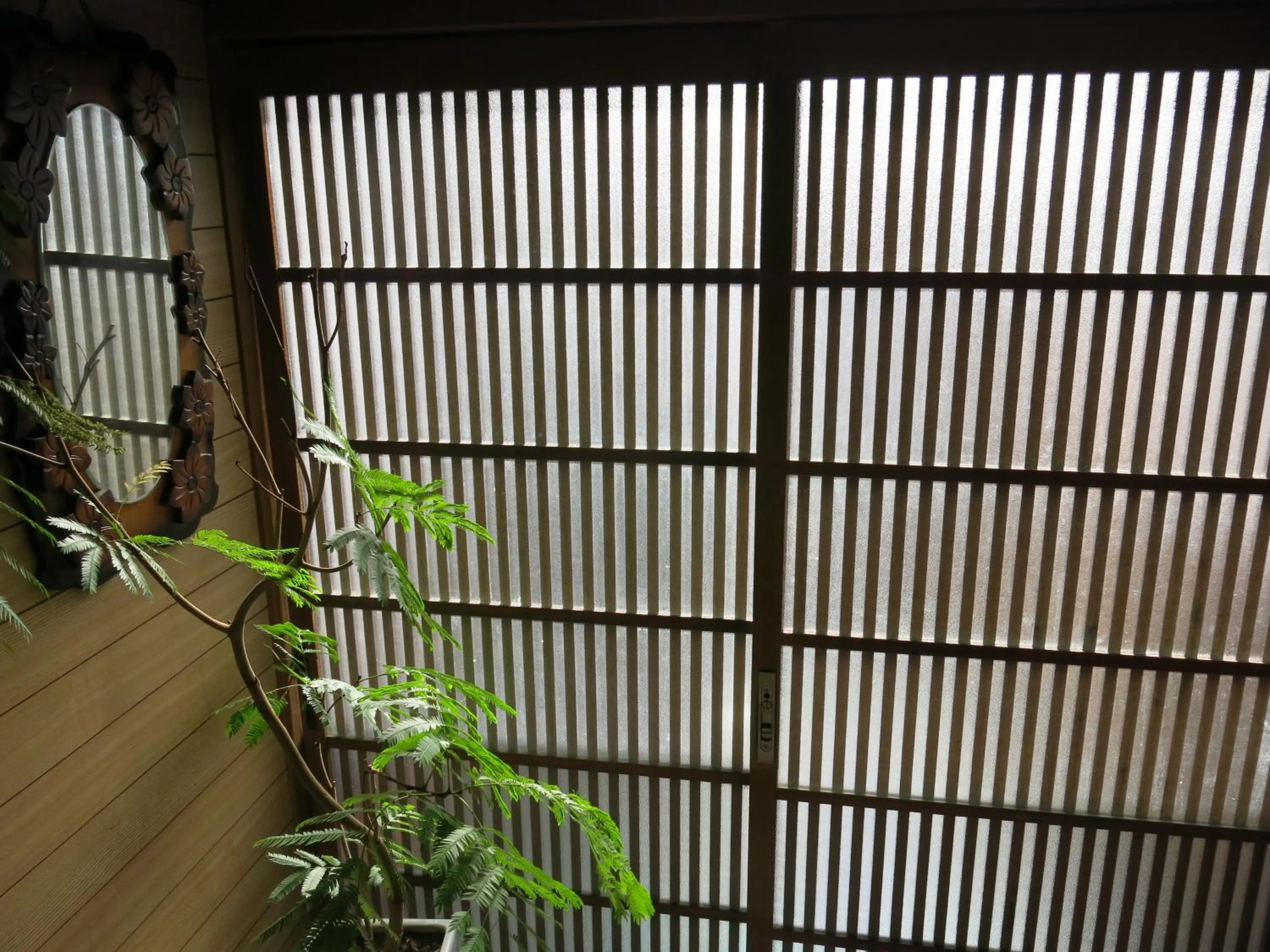 Facade/entrance in Jizo House