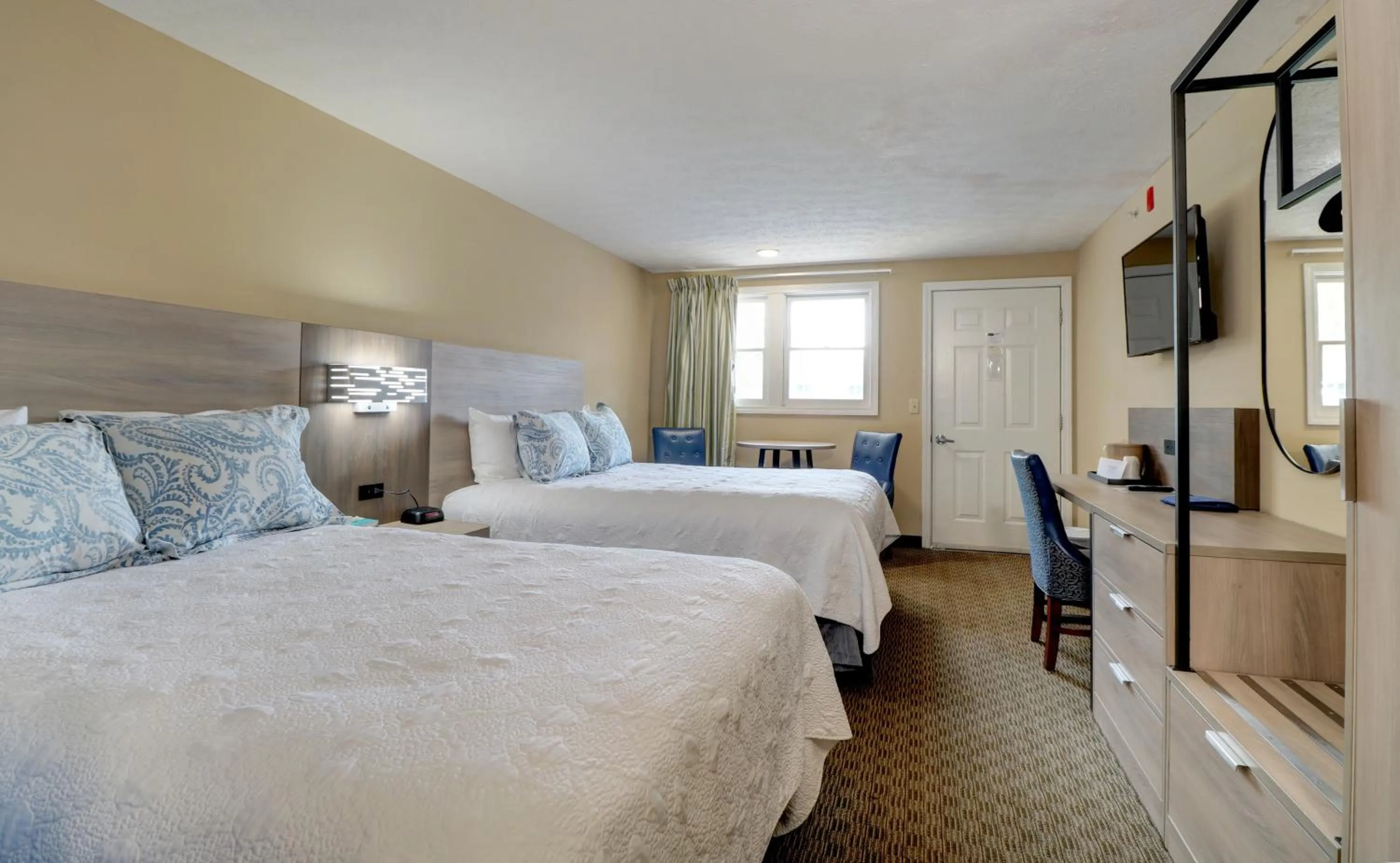 Photo of the whole room, Bed in Wells-Ogunquit Resort Motel & Cottages