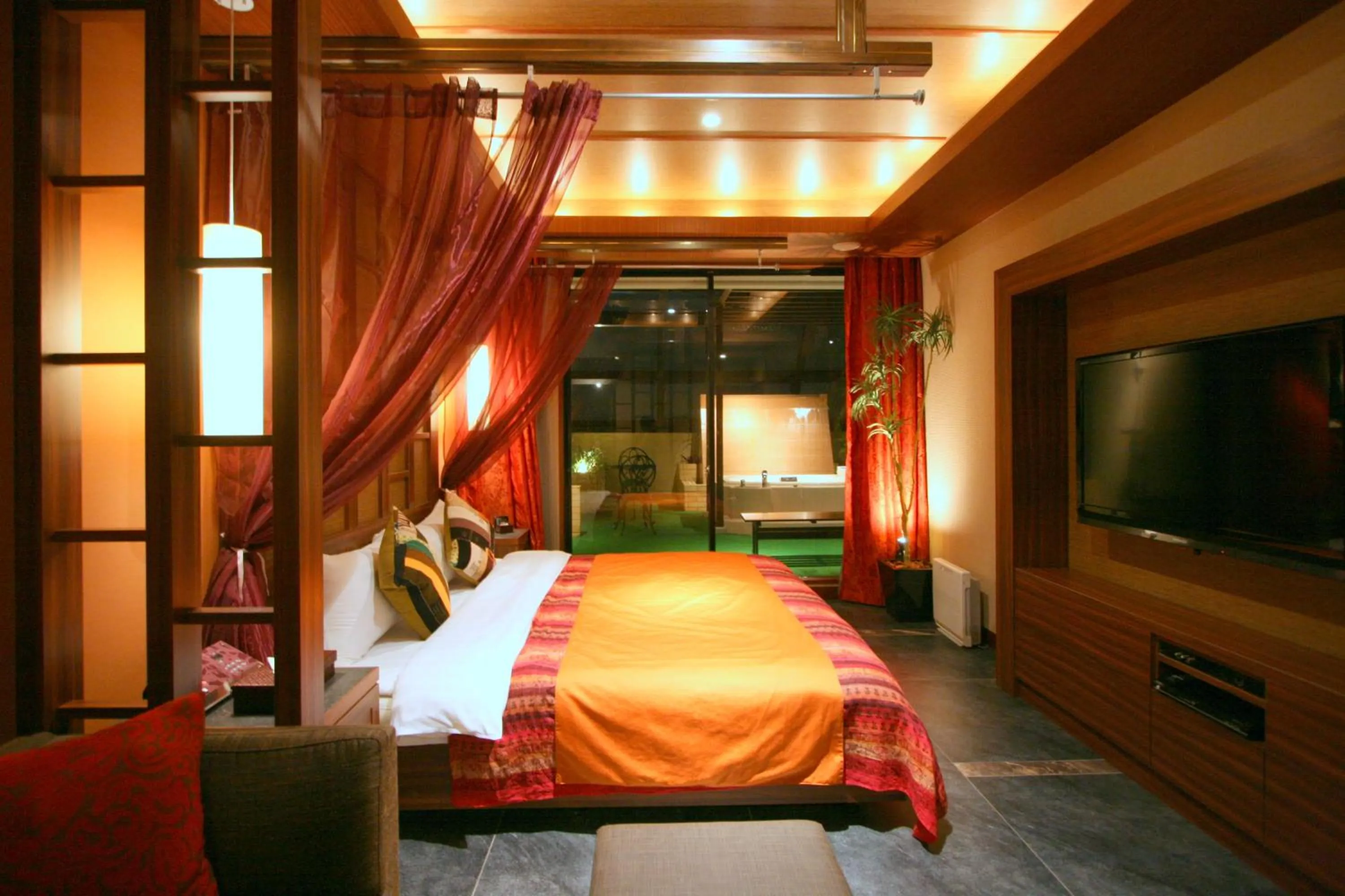 Bathroom, Bed in Hotel Aura Daito (Adult Only)