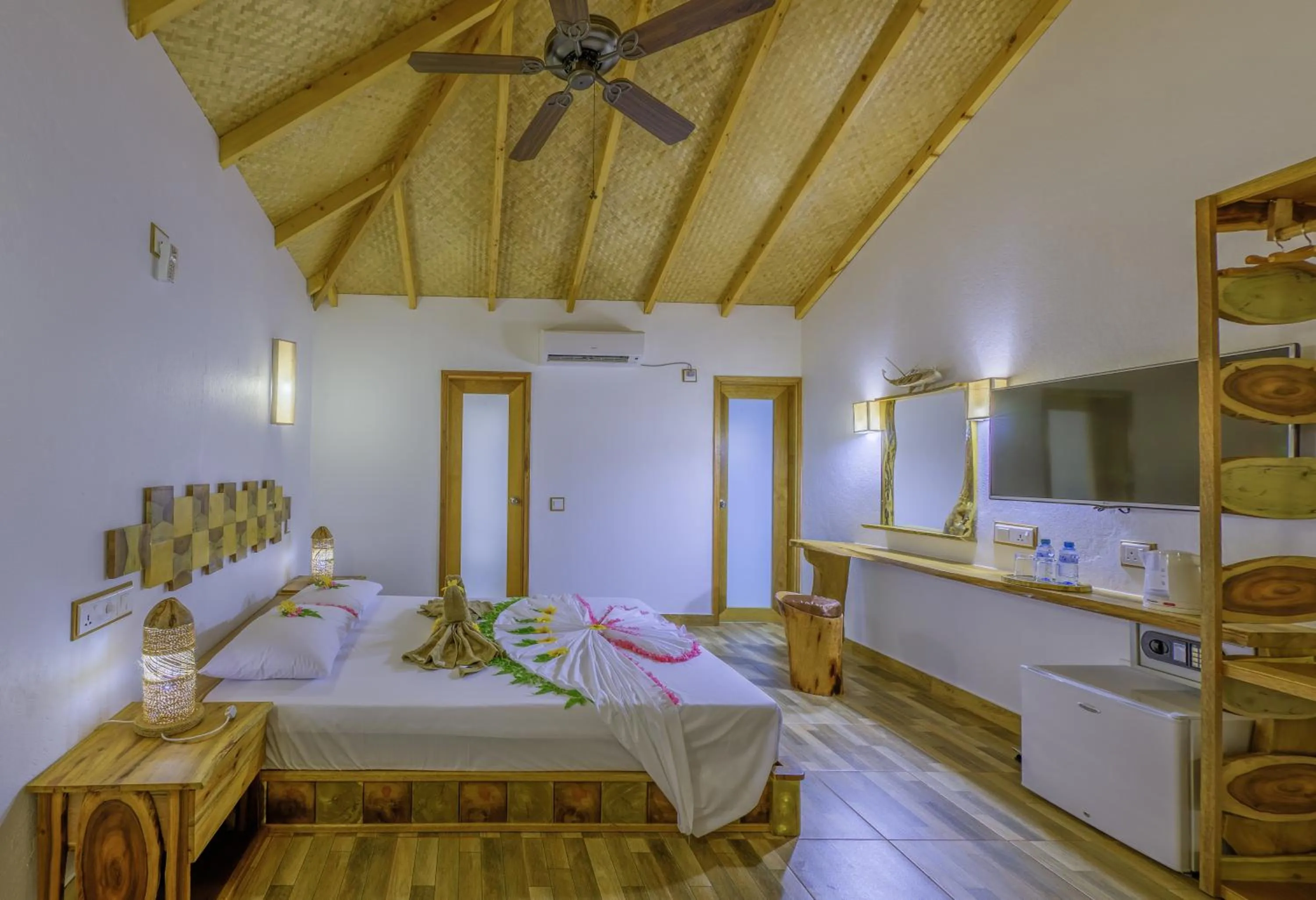 Other, Bed in Ameera Maldives