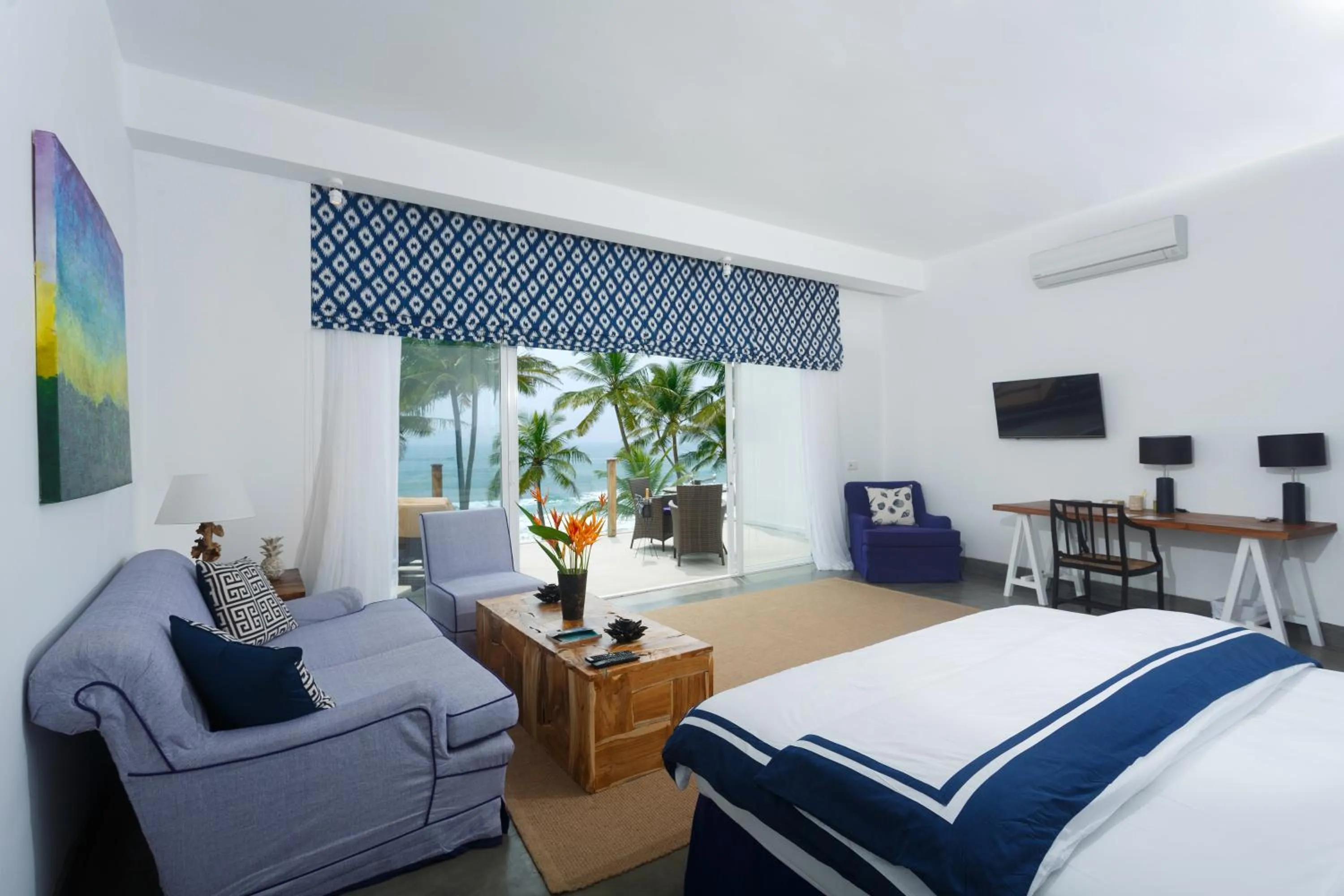 Bedroom, Bed in KK Beach