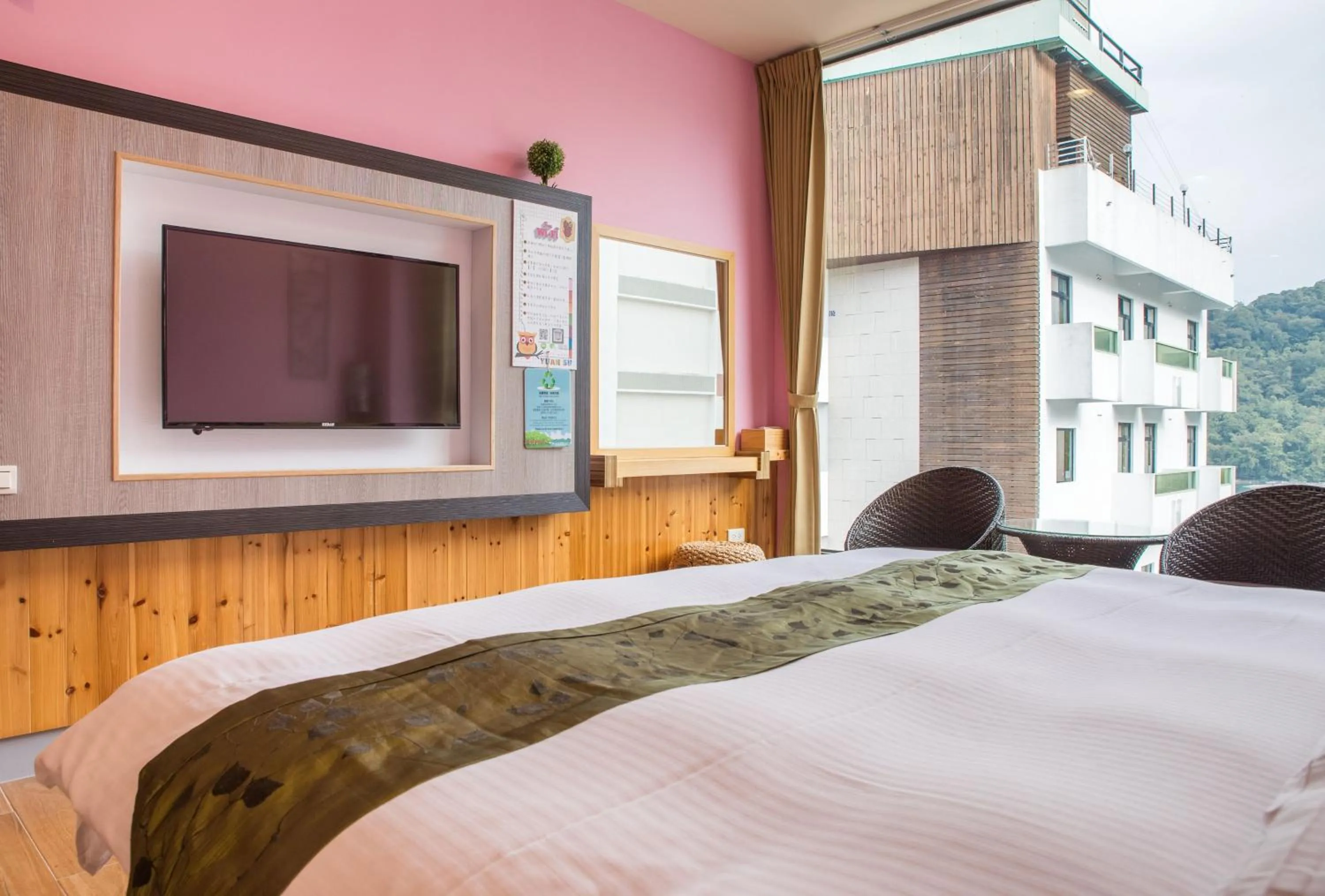 Photo of the whole room, Bed in Yuan Su B&B