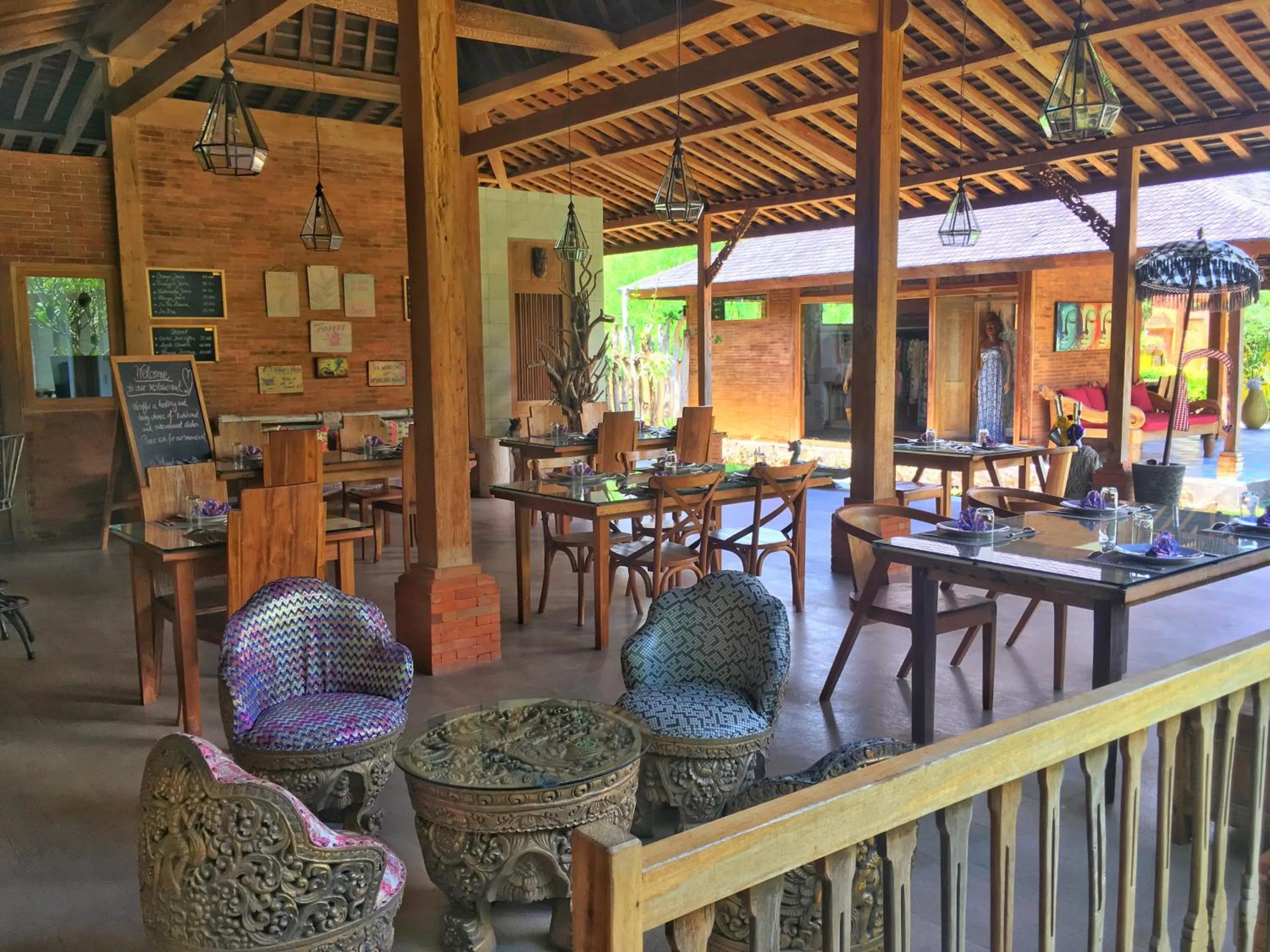 Restaurant/places to eat in Sun Suko Boutique Resort