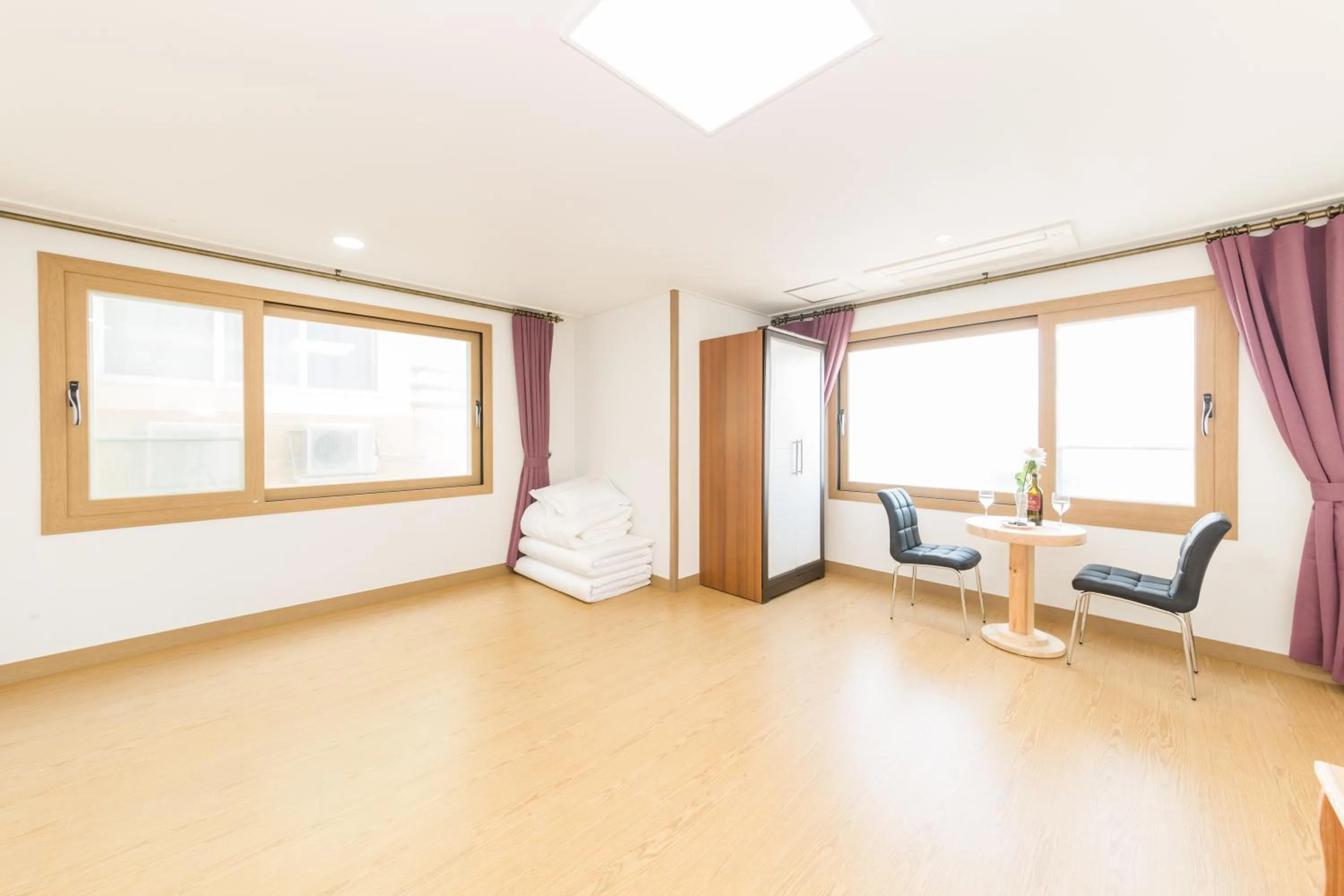 Living room in Samda Hostel