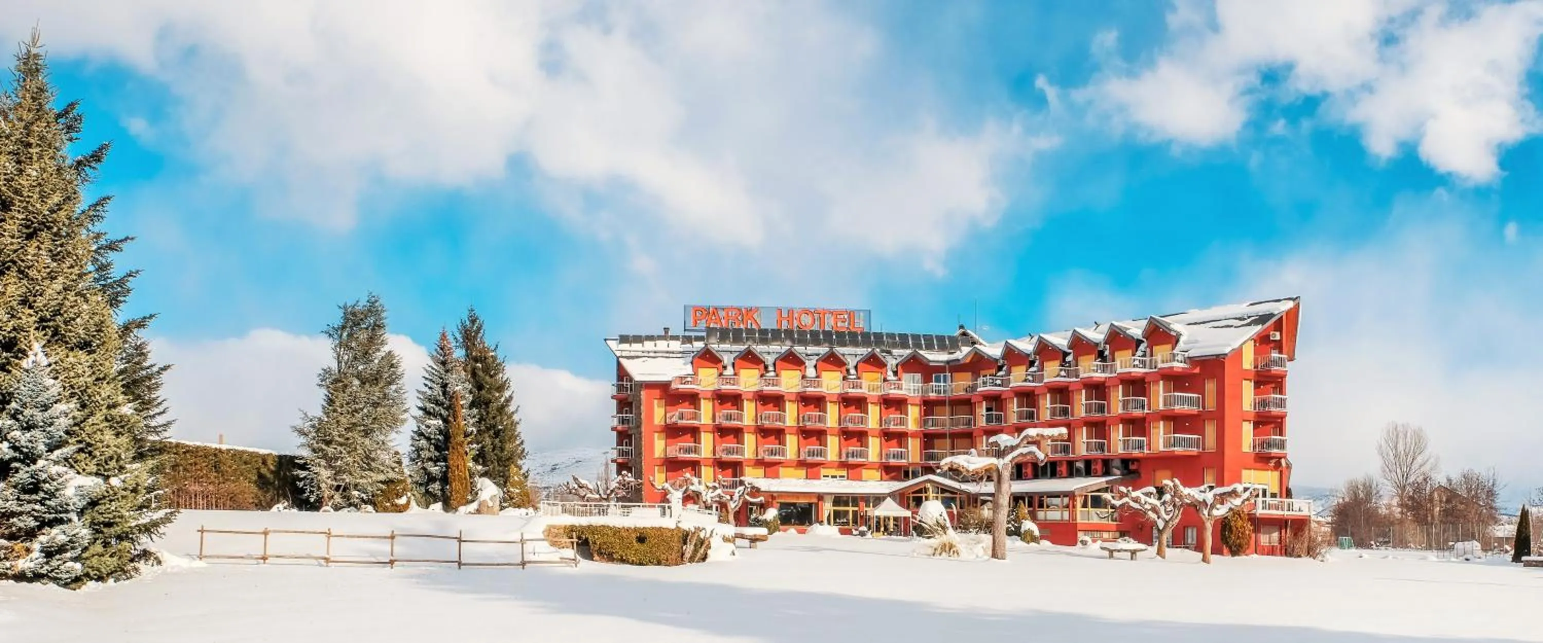 Property building in Puigcerda Park Hotel