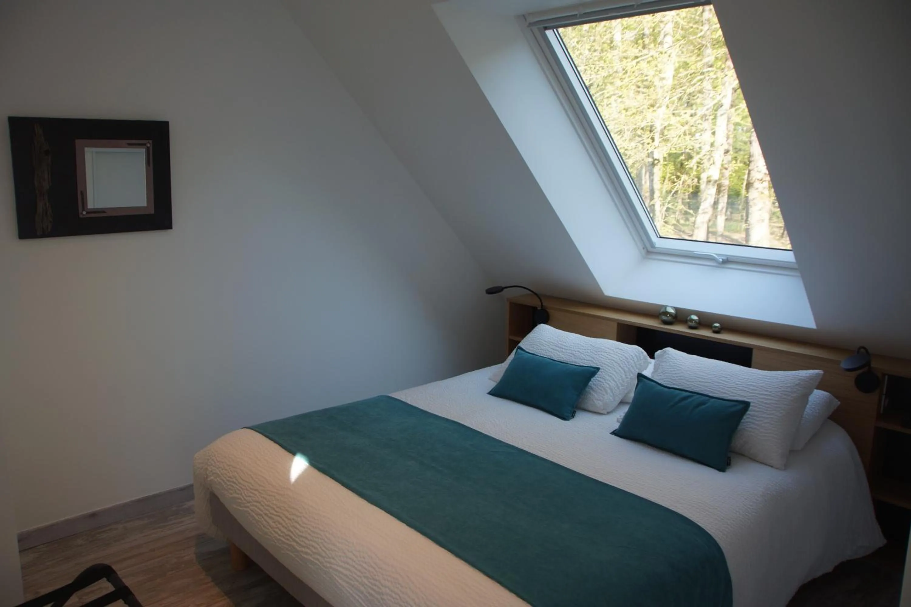 Bed in Logis Saponine Chambres d'Hôtes au calme en Touraine