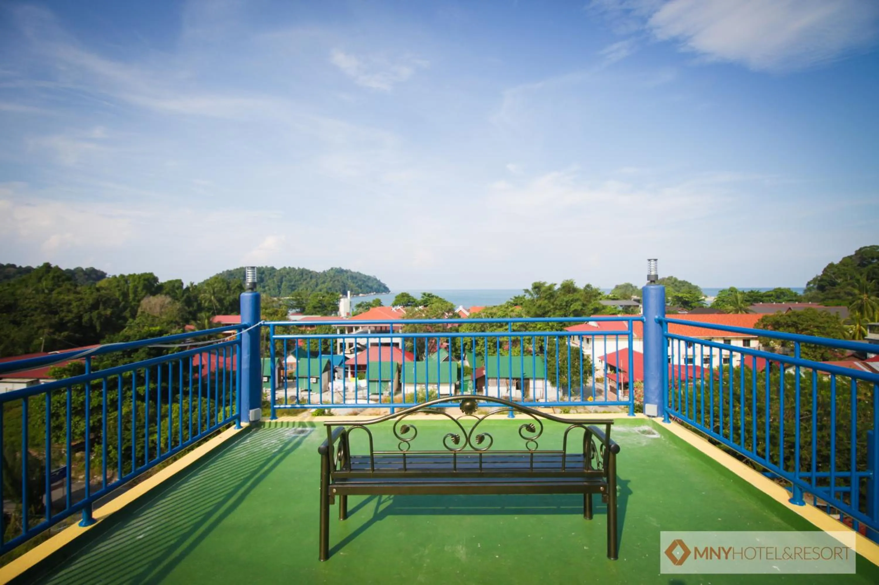 Day in MNY Hotel & Resort