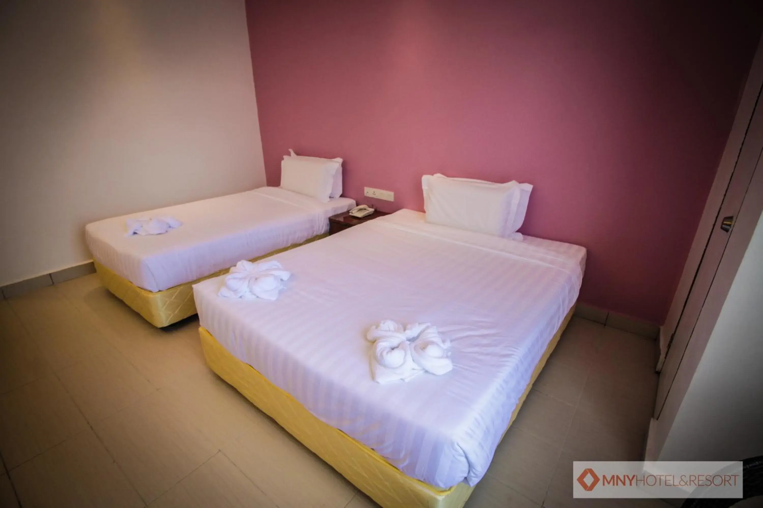 Comfort Triple Room with Shower in MNY Hotel & Resort Comfort Triple Room with Shower in MNY Hotel & Resort
