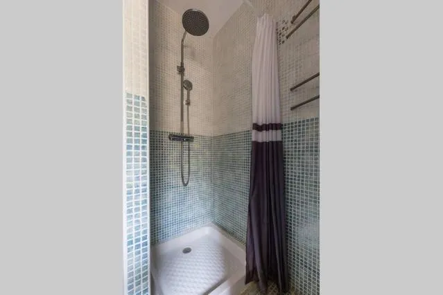 Bathroom in Chez Marc et Jeannick