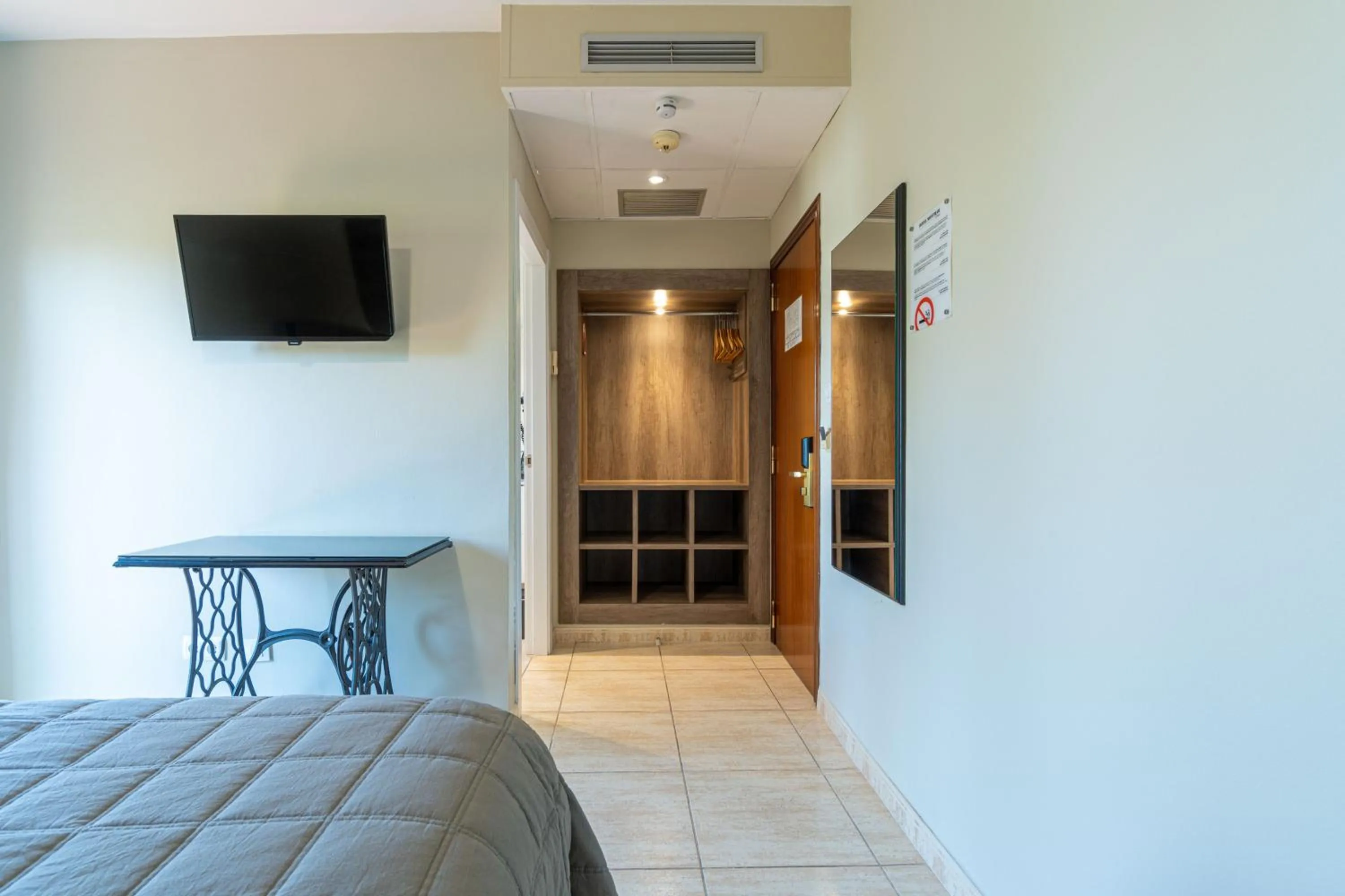 Bed in Hotel Montmar