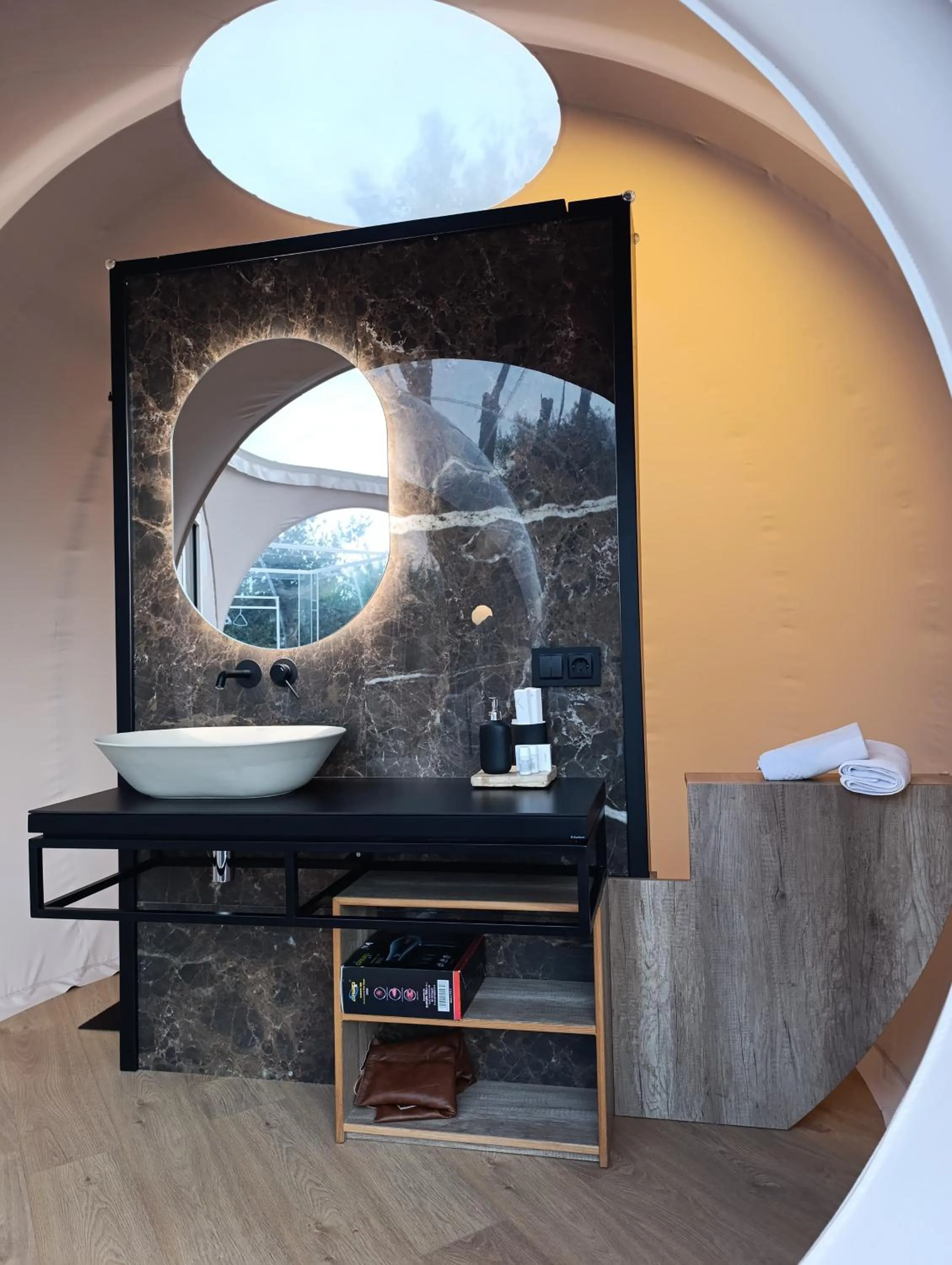 Bathroom in Tenuta Danesi - Camere - Appartamenti - Bubble Room