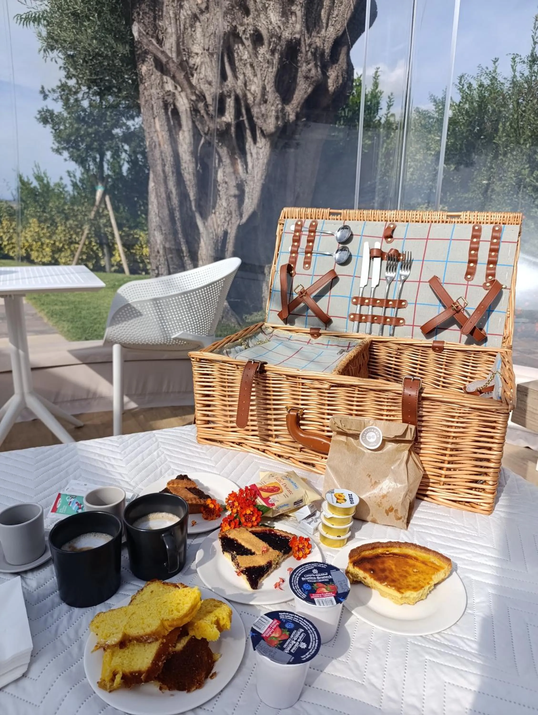 Breakfast in Tenuta Danesi - Camere - Appartamenti - Bubble Room