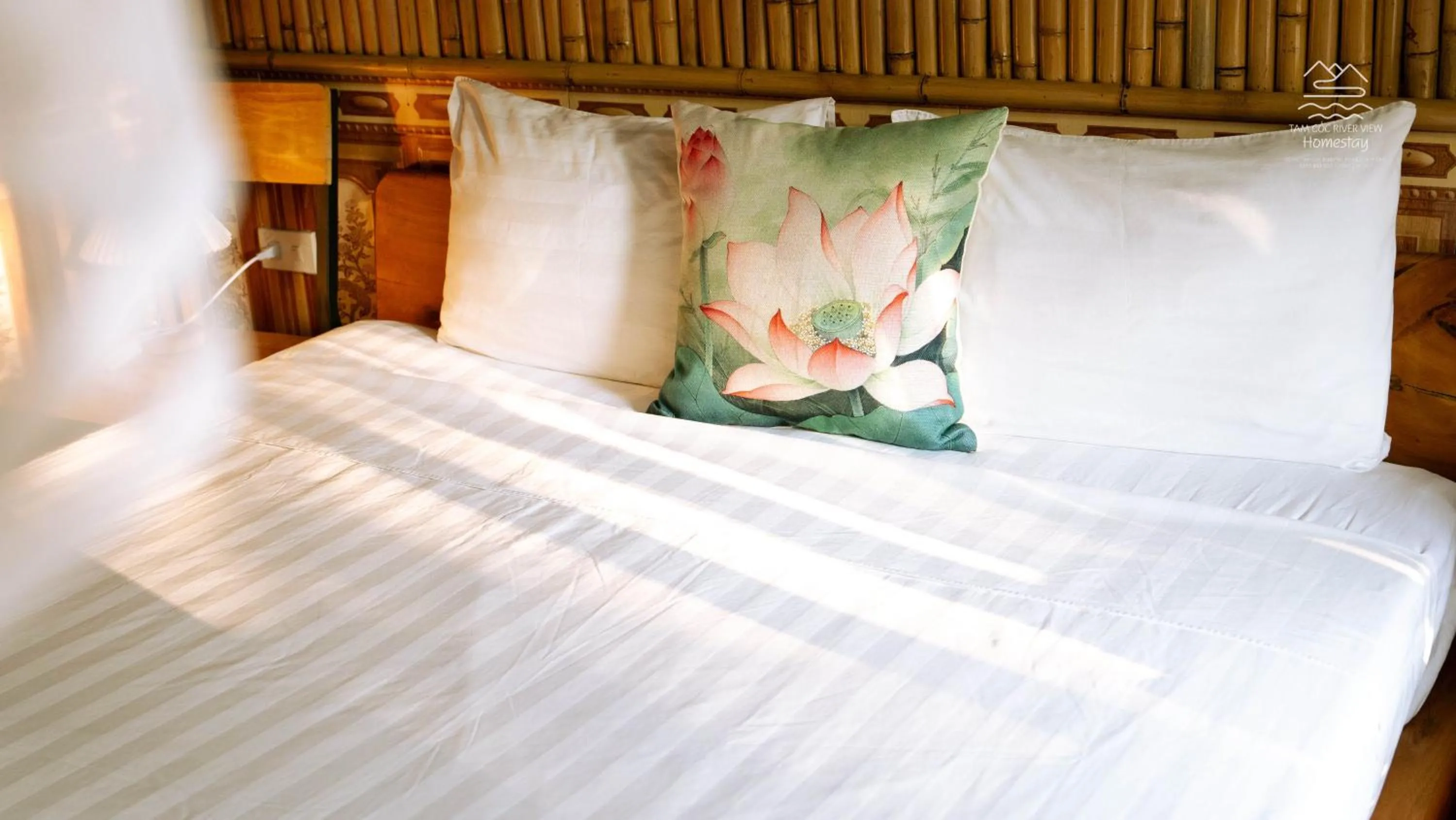 Bed in Tam Coc River View Homestay