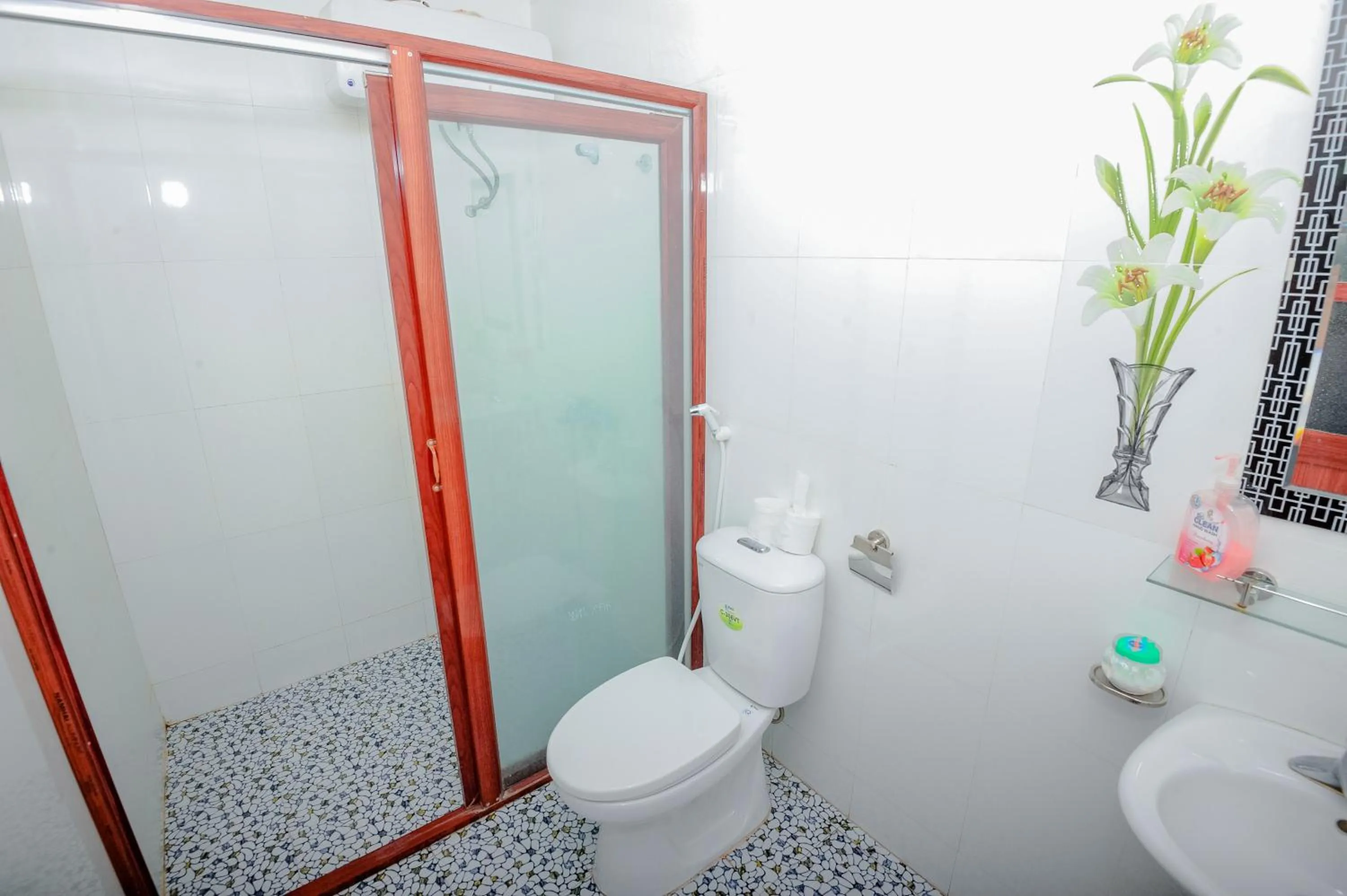 Shower in Tam Coc River View Homestay