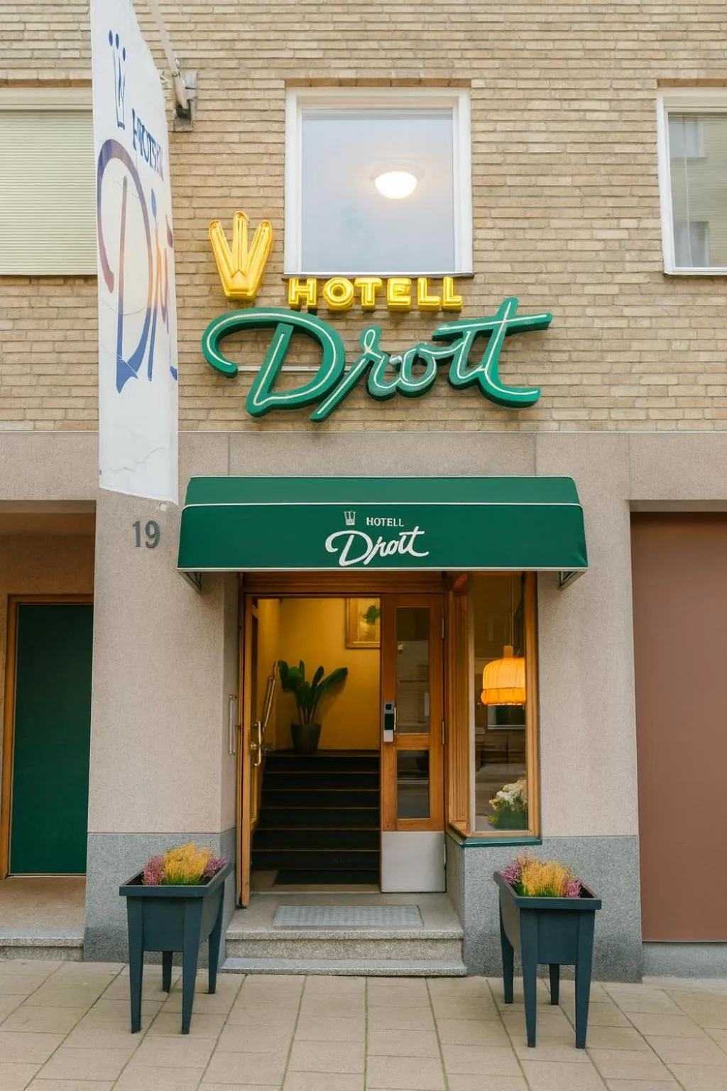 Facade/entrance in Hotell Drott