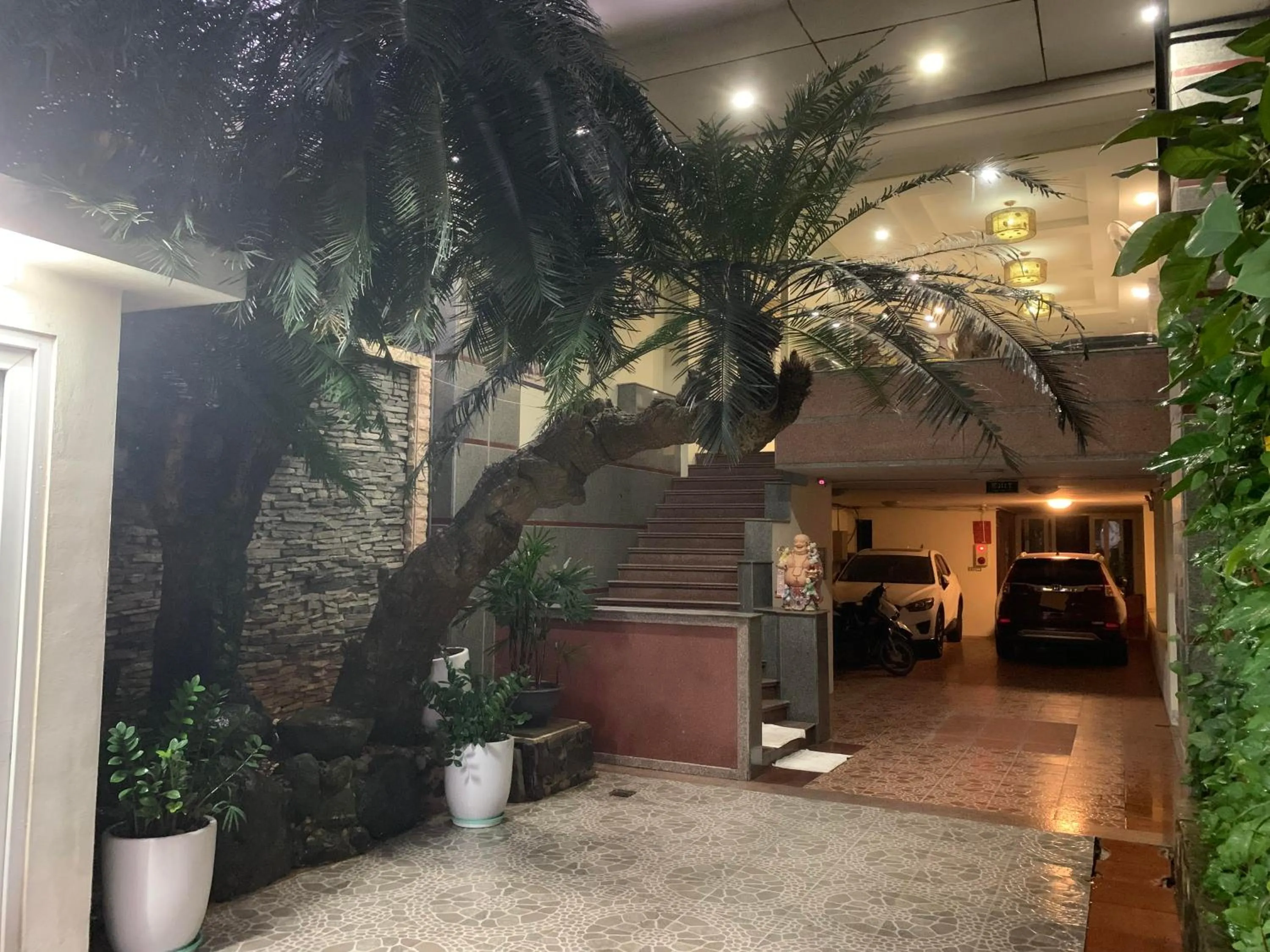 Parking in Chio Hotel