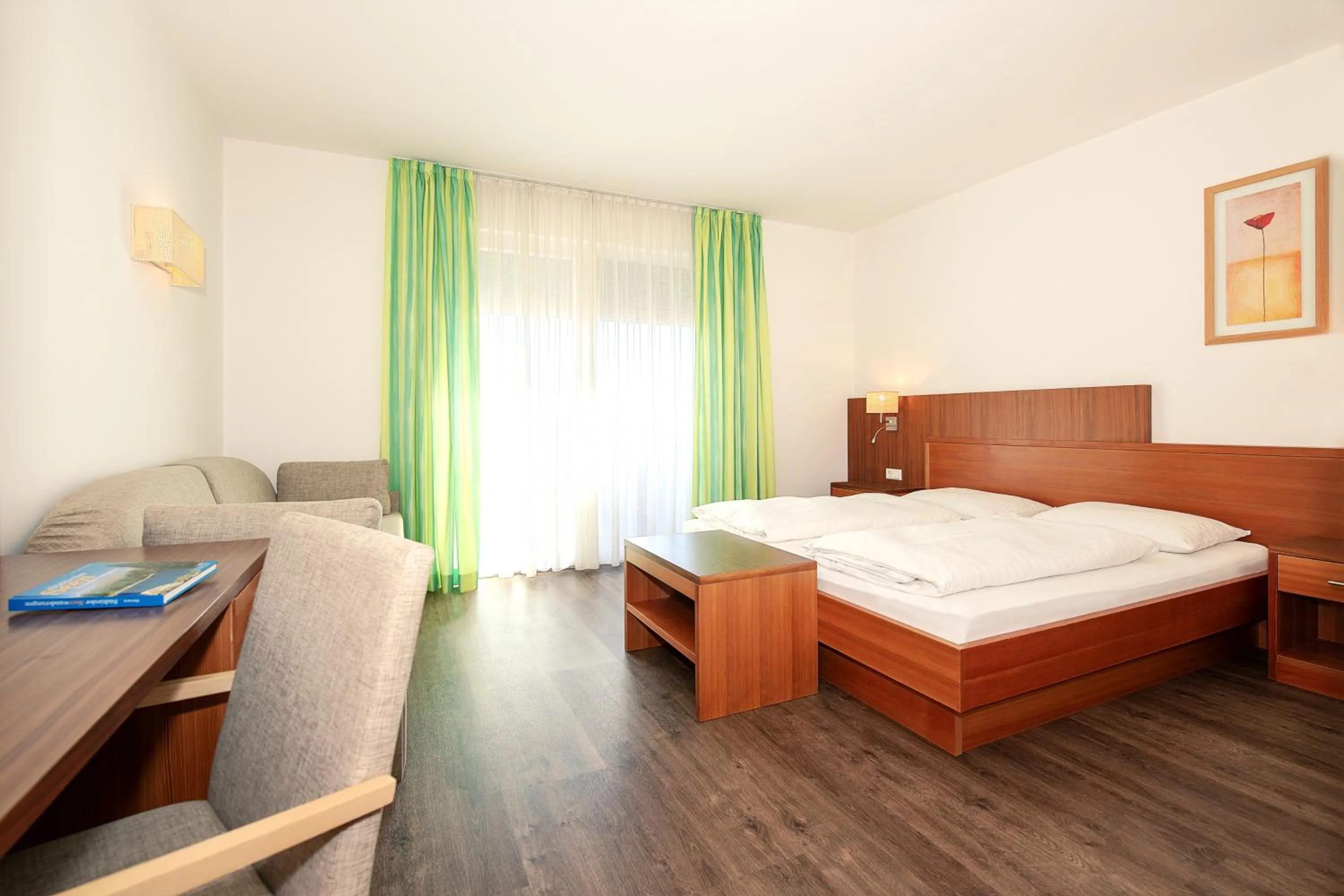 Bedroom, Bed in Gasthof Hotel Terzer