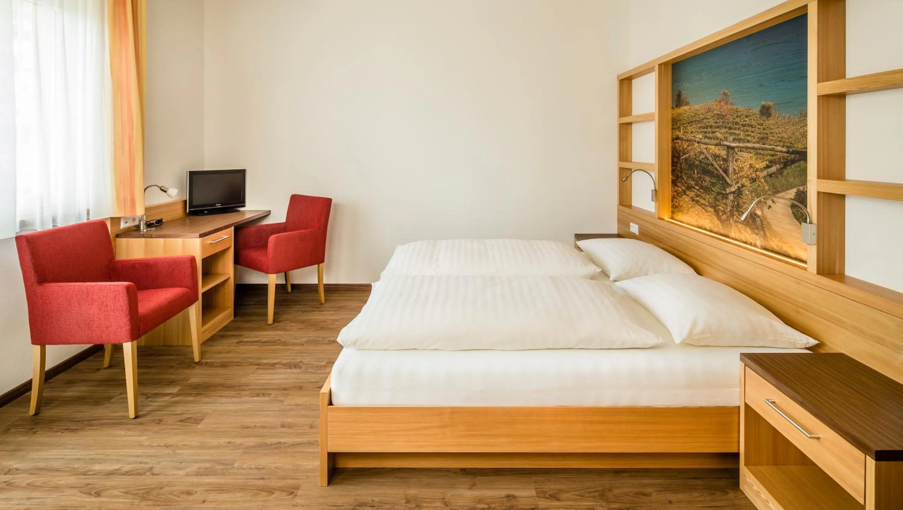 Photo of the whole room, Bed in Gasthof Hotel Terzer