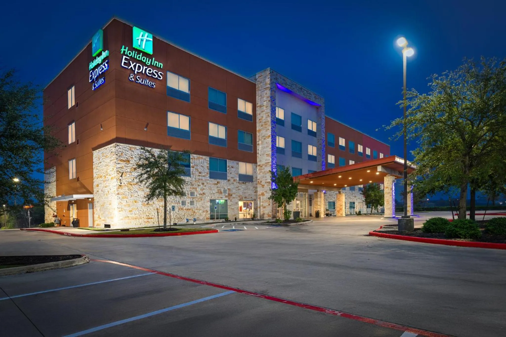 Property building in Holiday Inn Express & Suites - Houston NW - Cypress Grand Pky by IHG