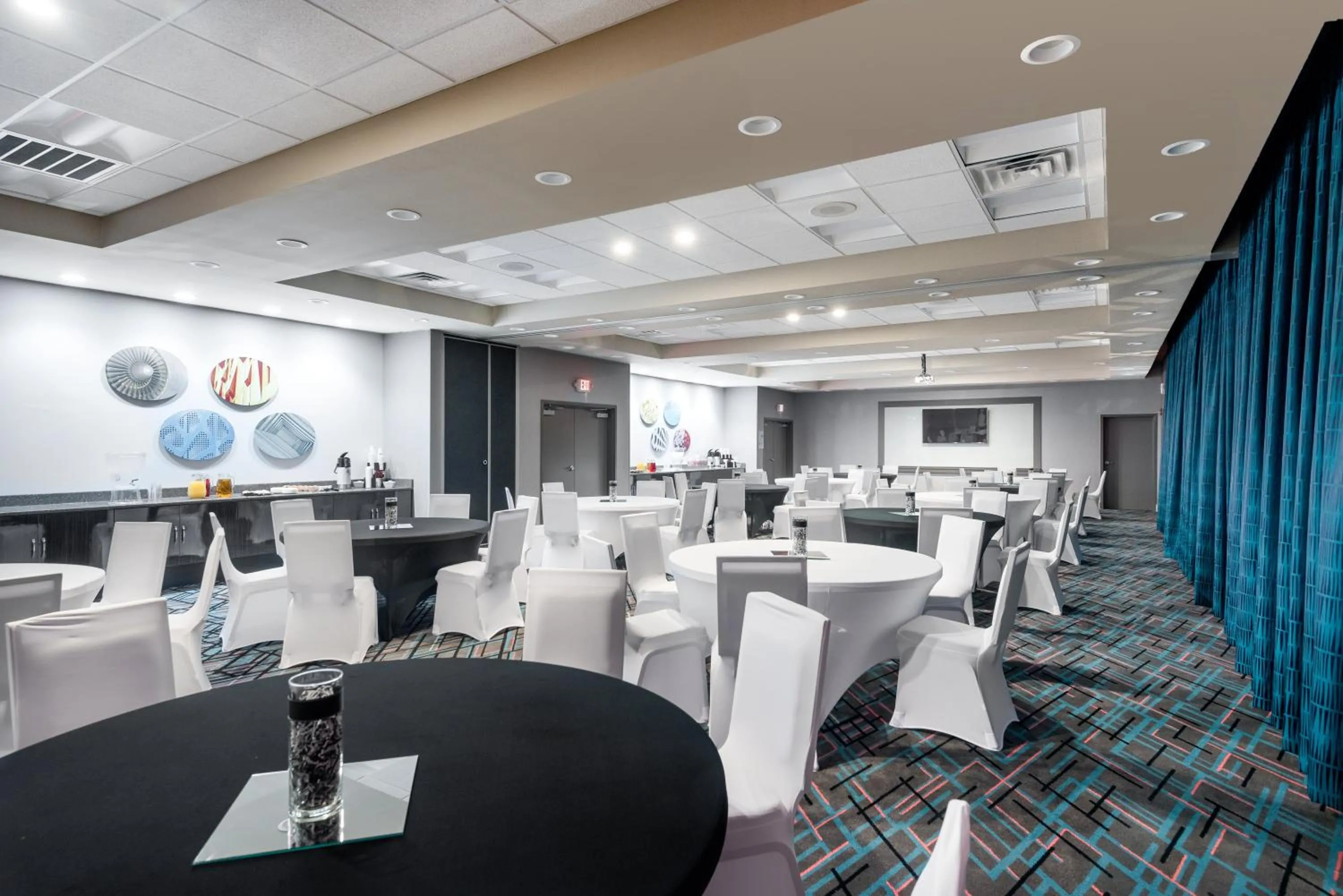 Banquet/Function facilities in Holiday Inn Express & Suites - Charlotte Airport by IHG