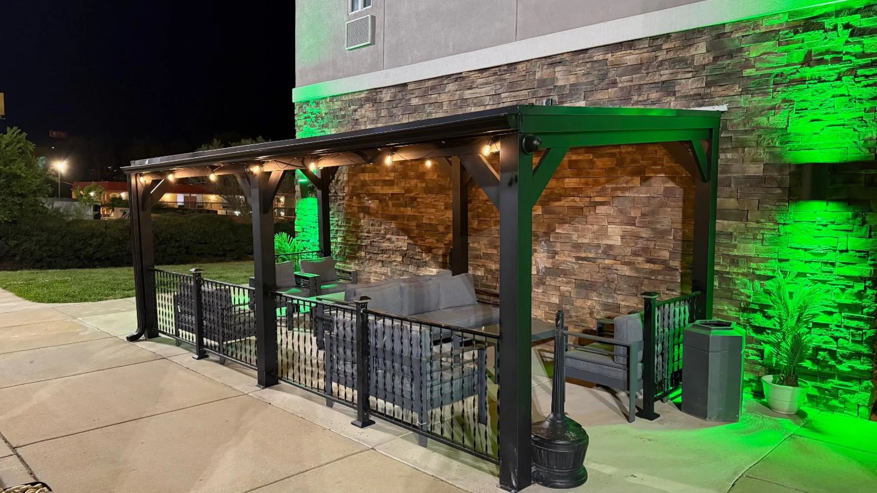 Patio in La Quinta by Wyndham Forsyth