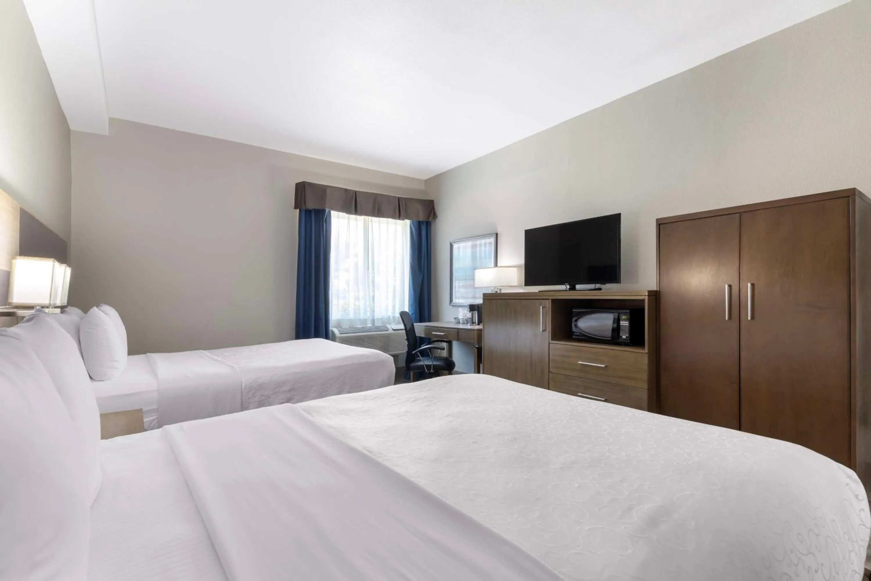 Bedroom, Bed in Best Western Plus Downtown North