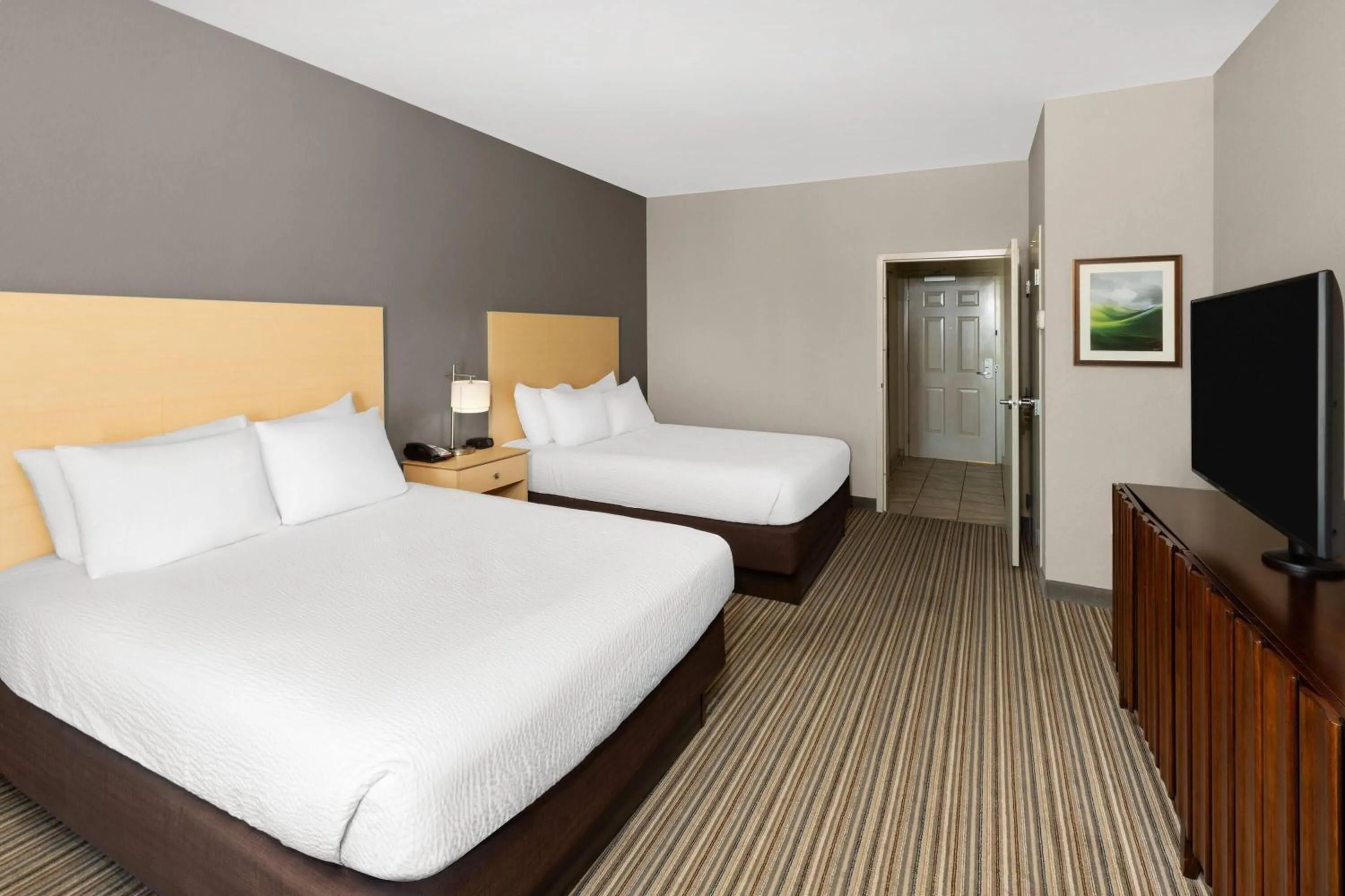 Photo of the whole room, Bed in Stone Hill Norman, Trademark Collection by Wyndham