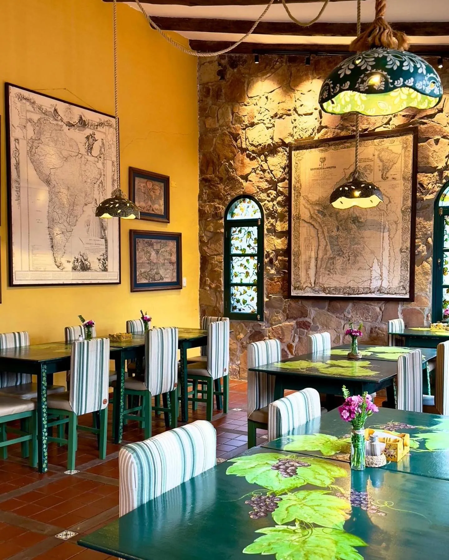 Restaurant/places to eat in El Pueblito Hotel Boutique