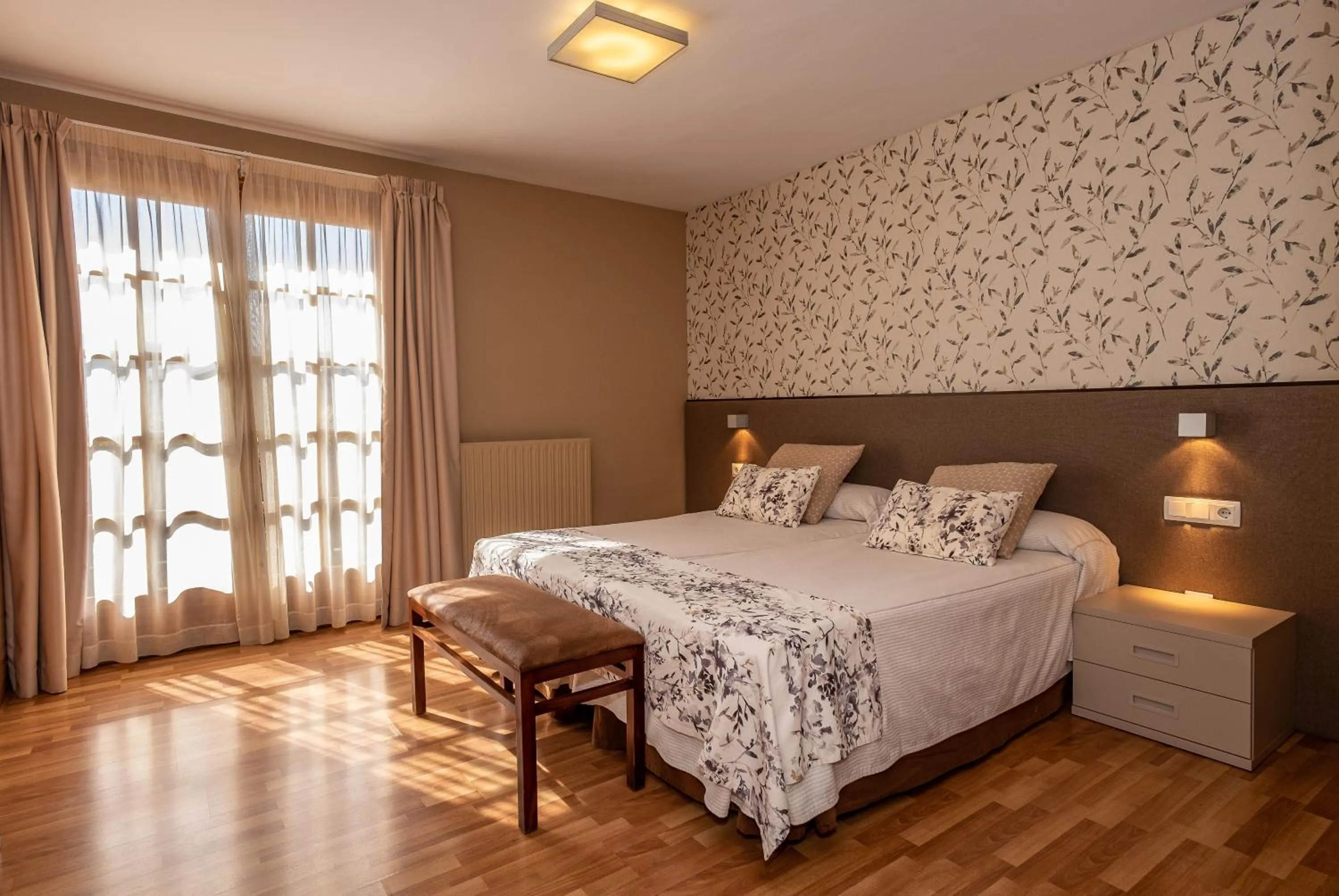 Photo of the whole room, Bed in Hotel Esquirol