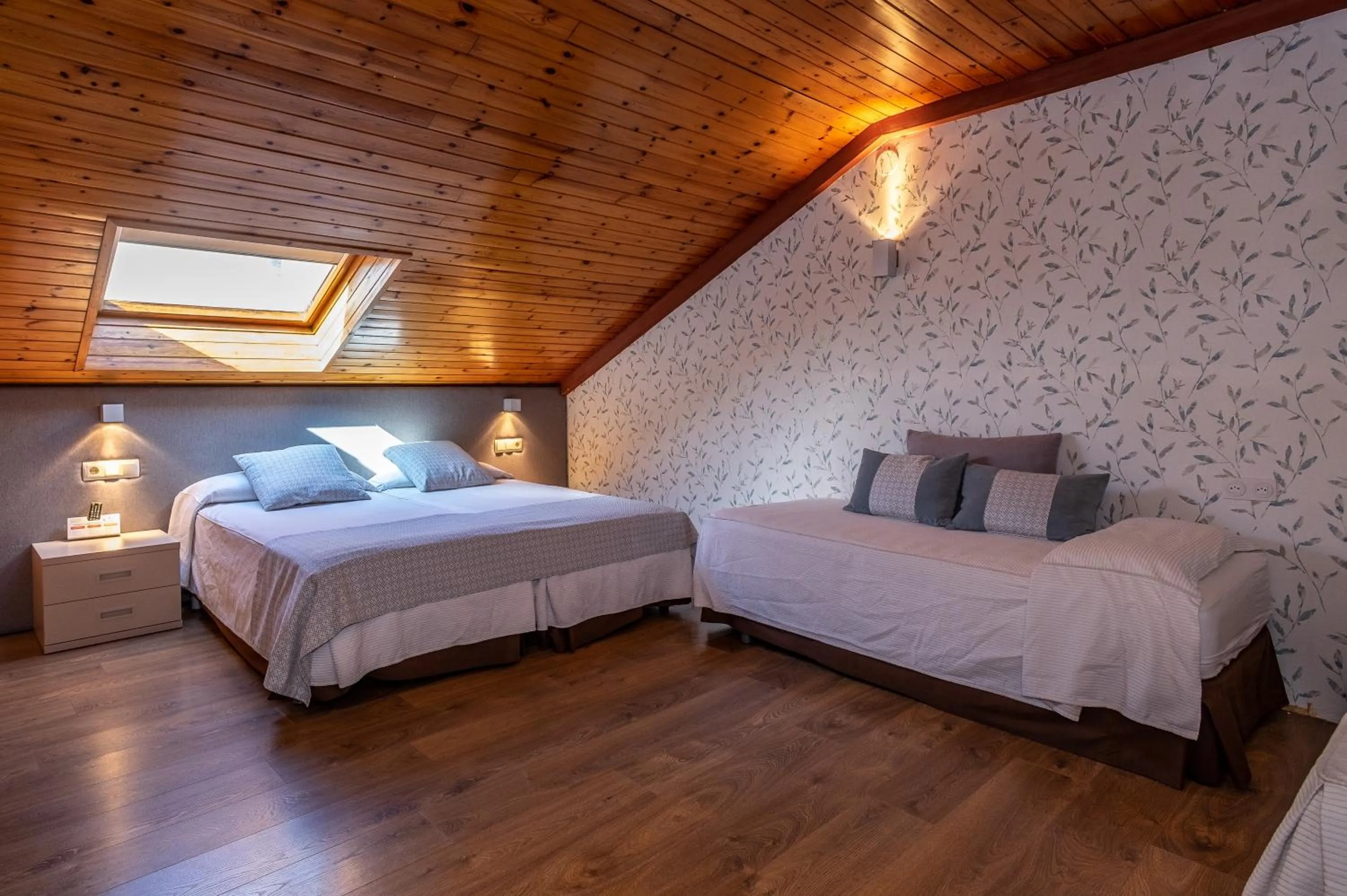 Photo of the whole room, Bed in Hotel Esquirol