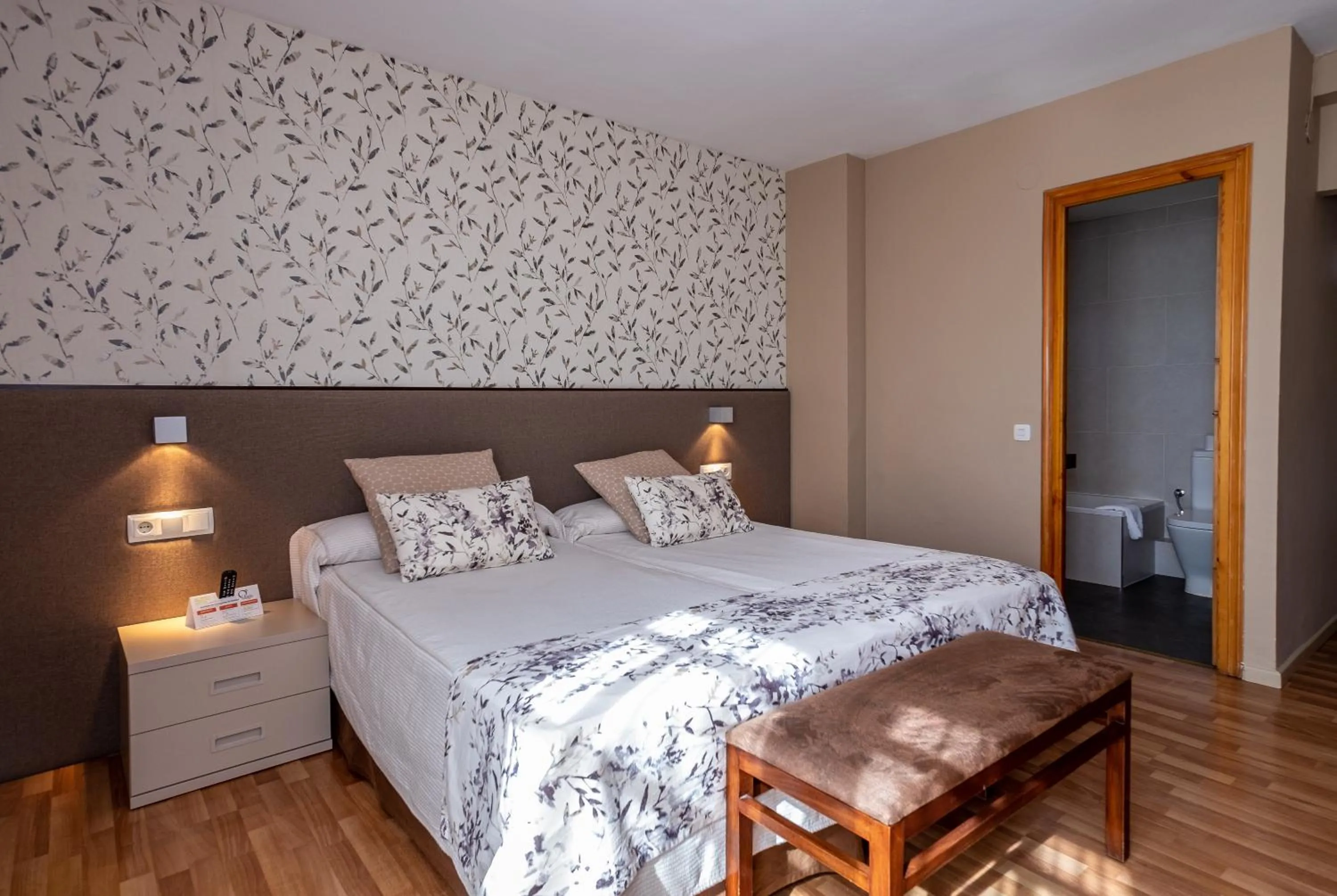 Photo of the whole room, Bed in Hotel Esquirol