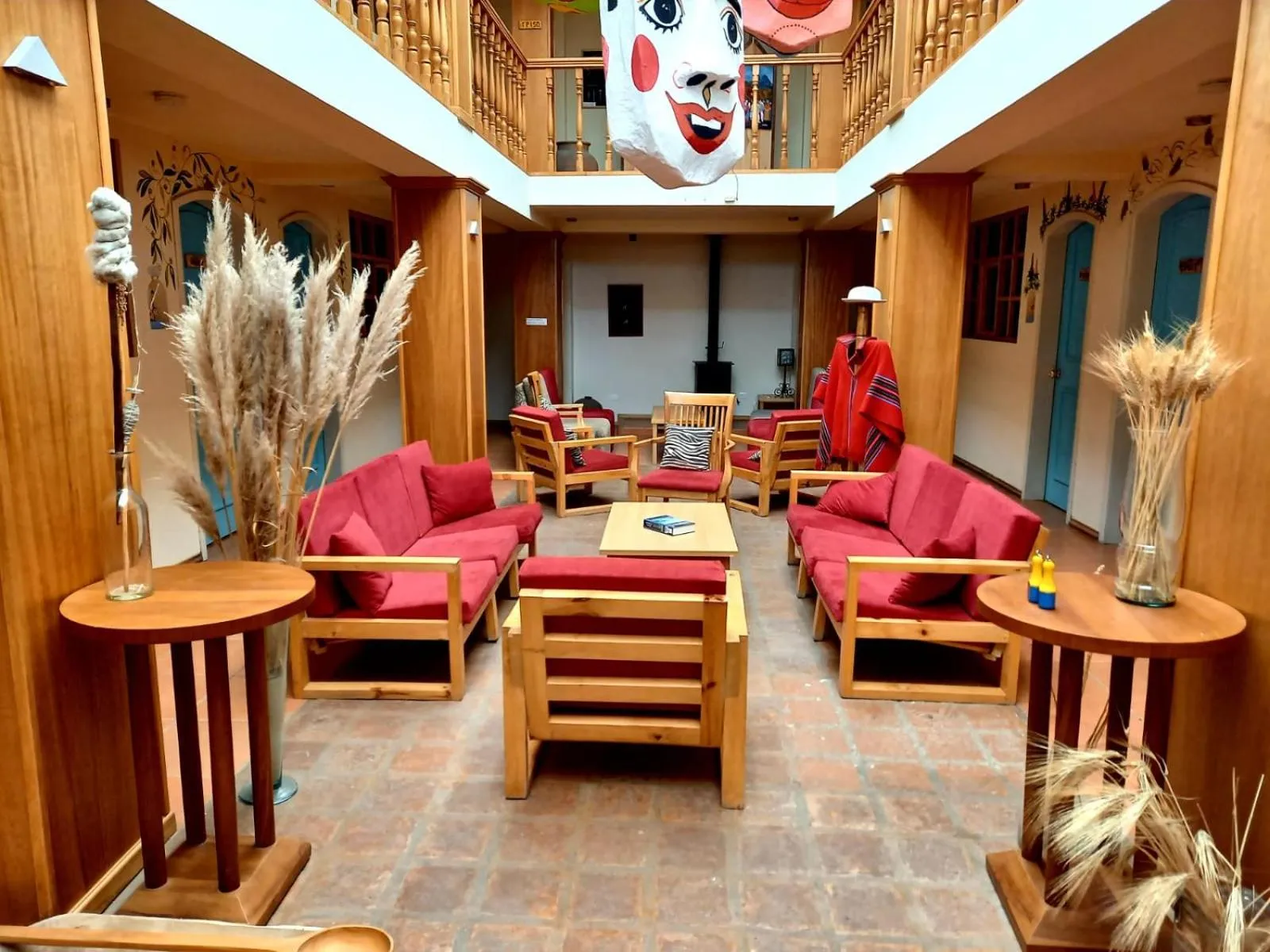 Living room in Inti Sisa Art Guesthouse